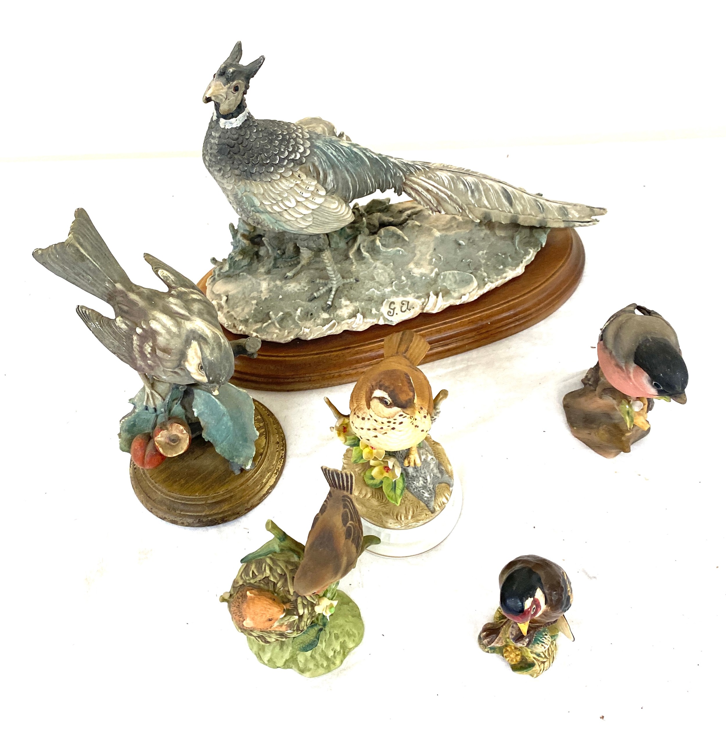 Selection of bird ornaments includes Beswich goldfinch 2273 - Image 2 of 5