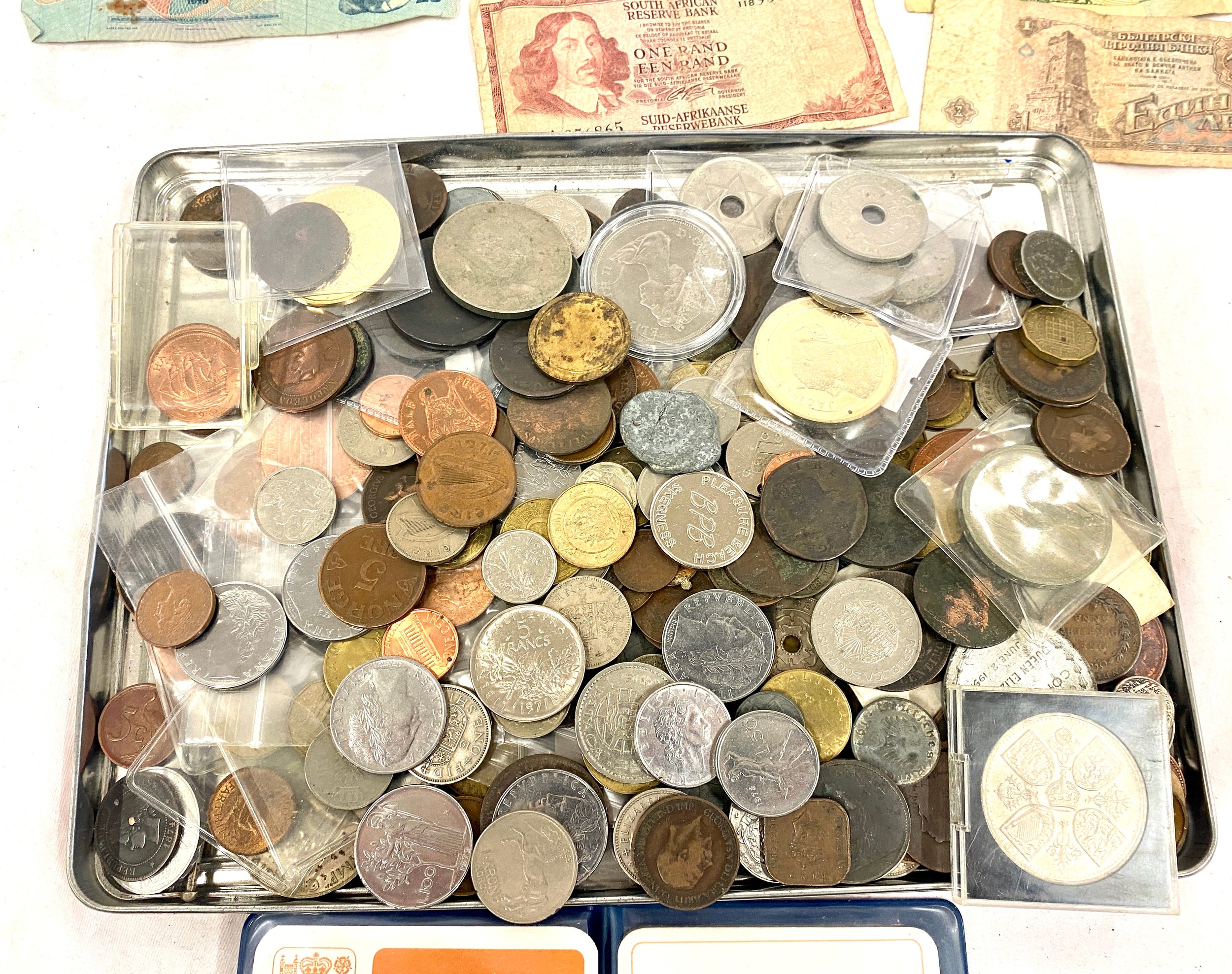 Large selection of bank notes and coins - Image 3 of 4