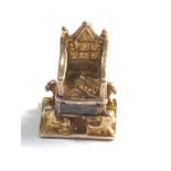 Vintage 9ct gold throne charm weight 3.1g