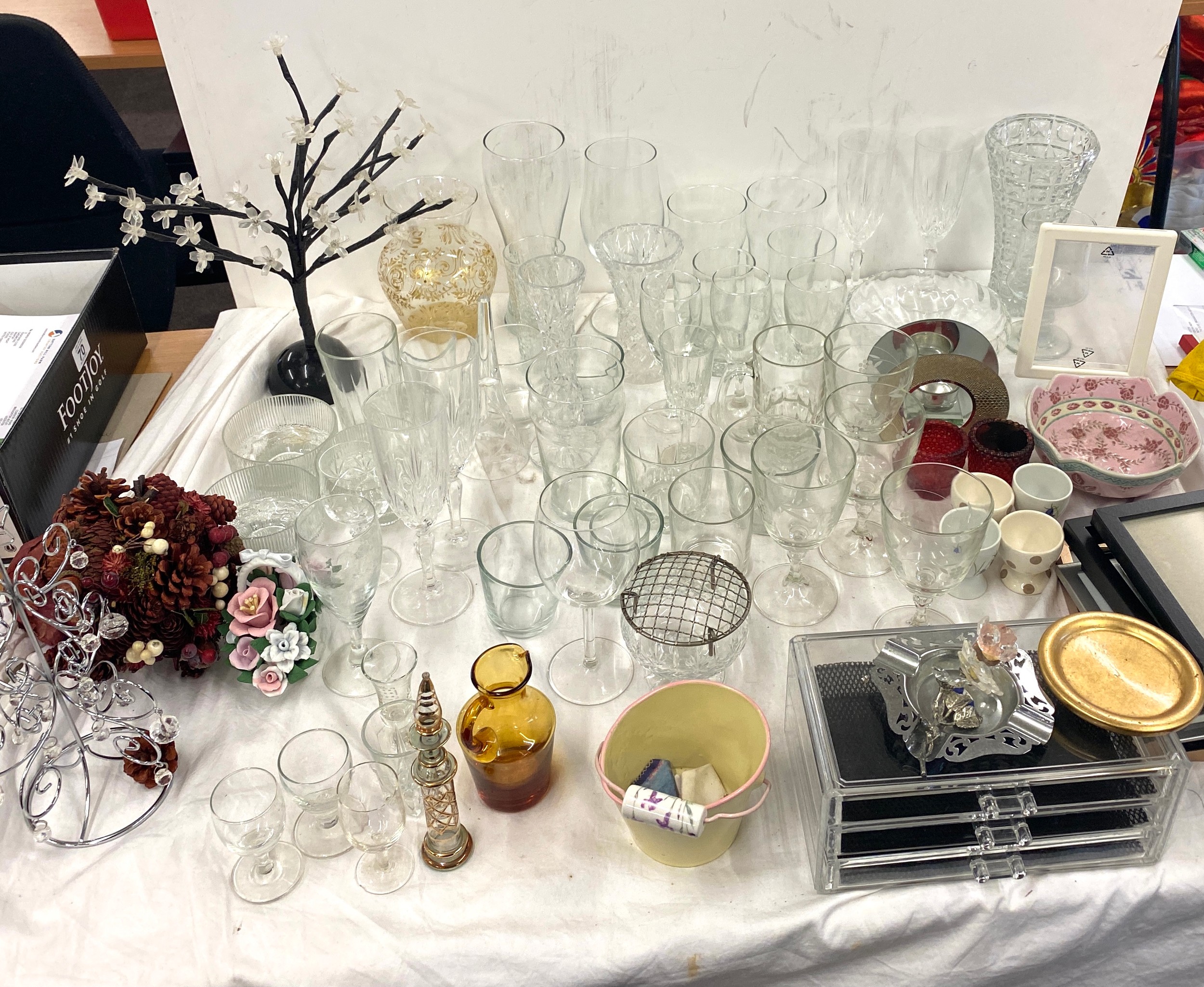 Large selection of miscellaneous includes glassware etc