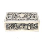 Indian silver scenic embossed panel box measures approx 9.2cm by 5.2cm height 3.3cm weight 152g