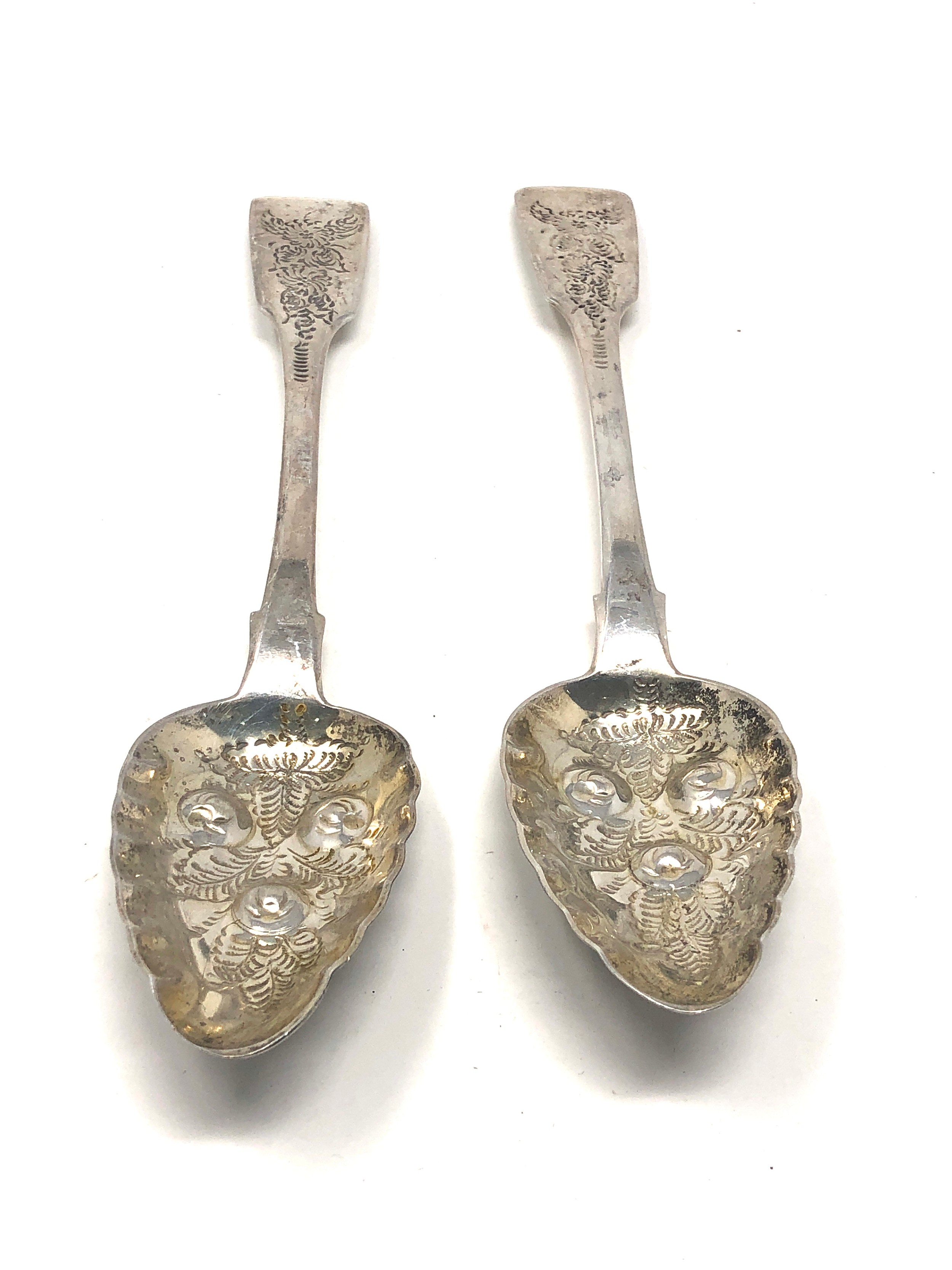 Pair of antique georgian silver berry spoons weight 120g - Image 2 of 5