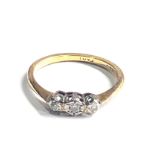 18ct gold diamond three stone ring (1.9g)