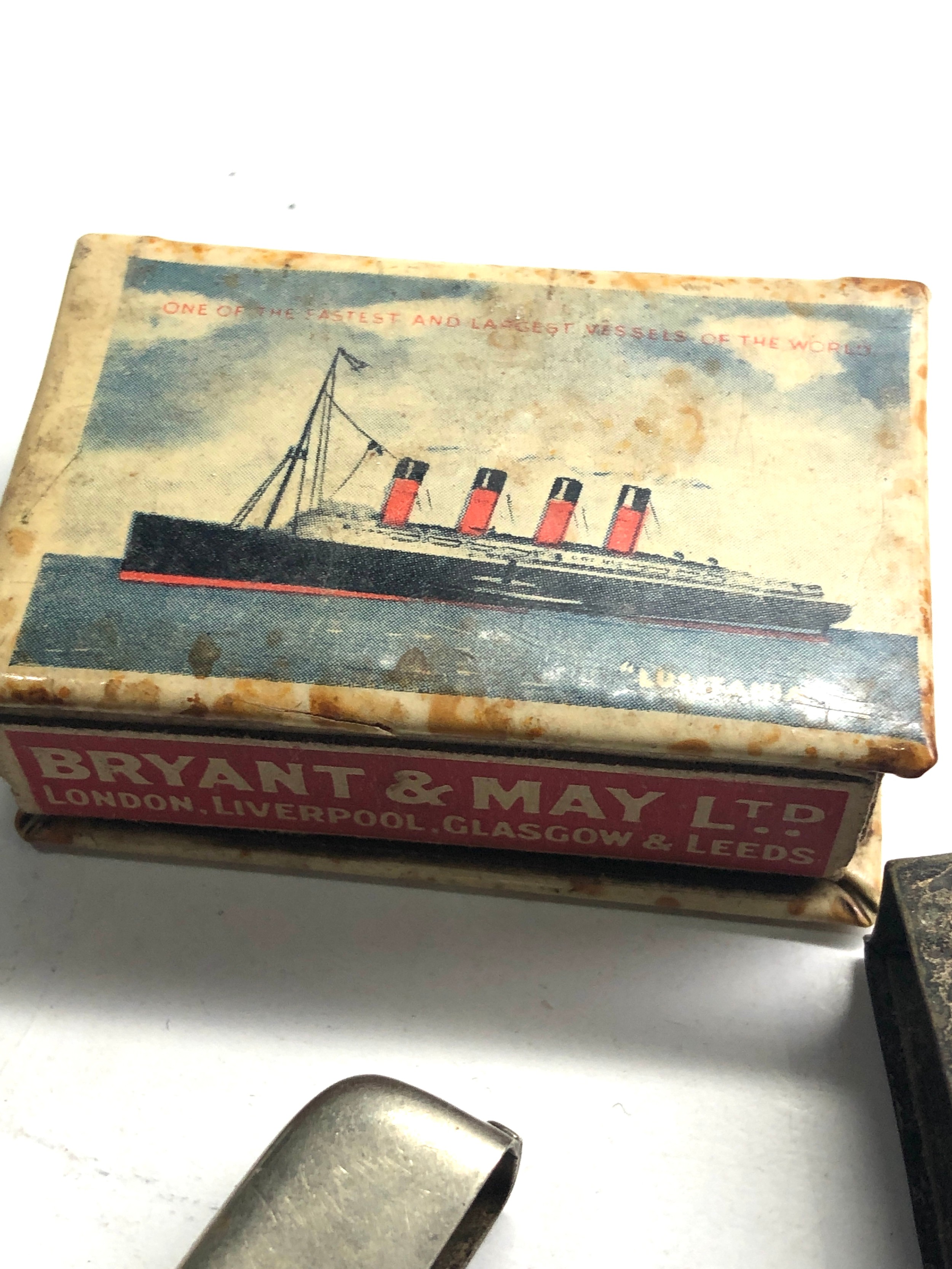 5 vintage matchboxes - Image 3 of 5