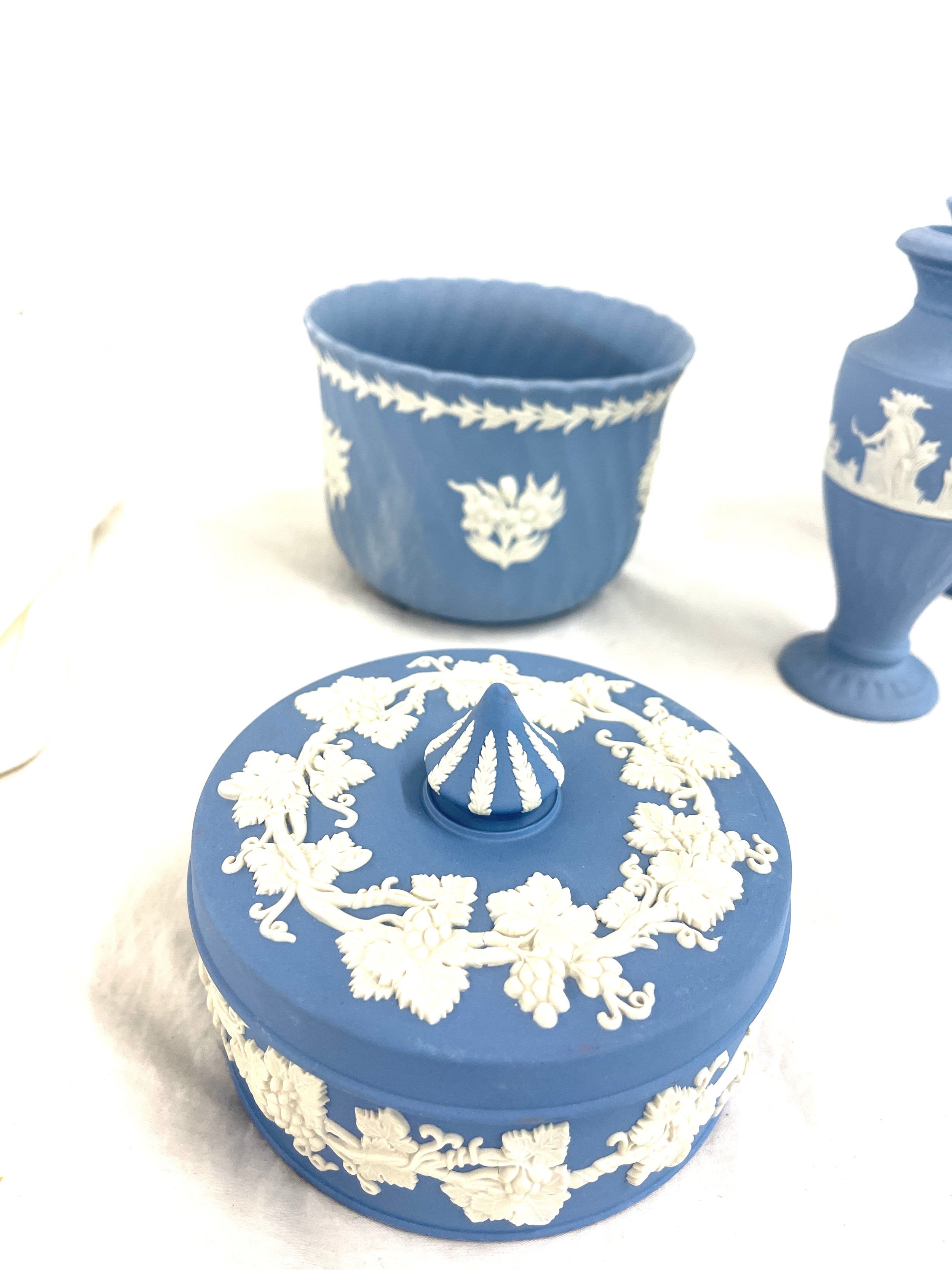 Selection of Wedgwood Jasperware Blue pieces to include, Vases, lidded trinket etc - Image 4 of 5