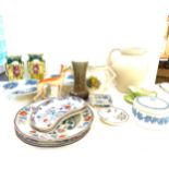 Selection of named pottery to include royal doulton, Arthur woods, wedgewood queensware etc