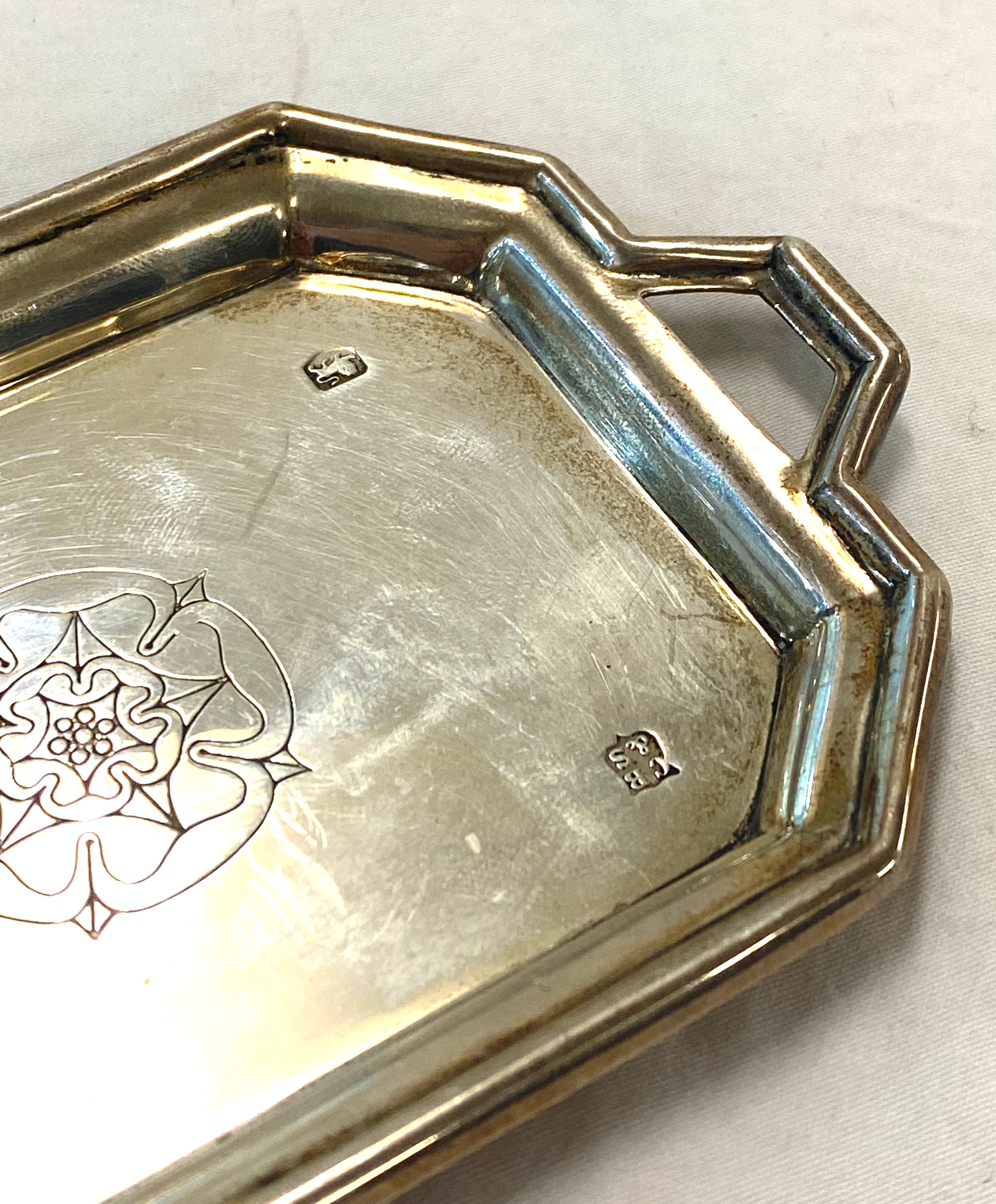 Hallmarked silver pin tray, approximate weight 51.2g, approximate size 7.5cm by 12.5cm - Image 2 of 4