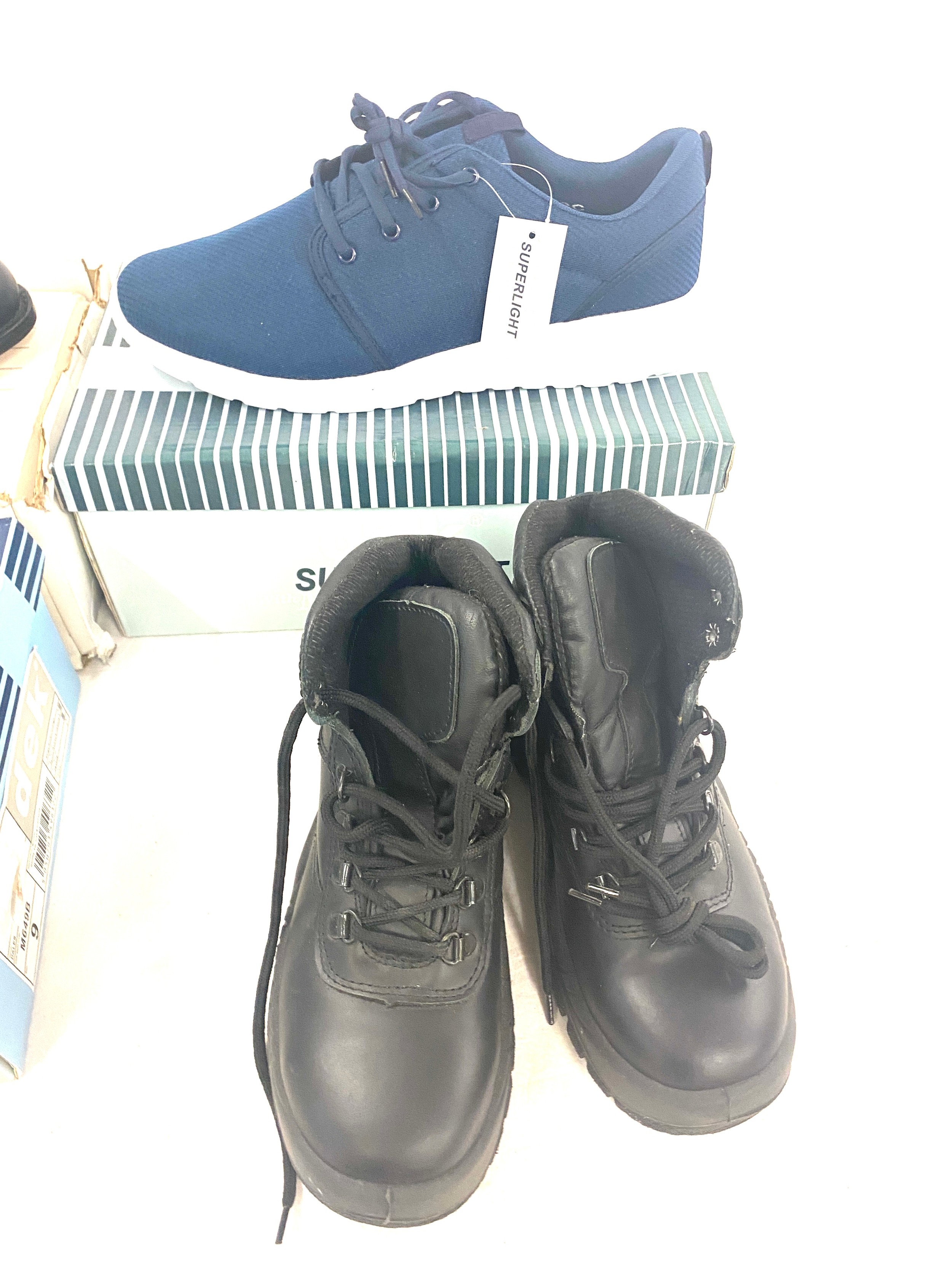 Pair of 4 boxed mens shoes assorted sizes and colours - Bild 2 aus 3