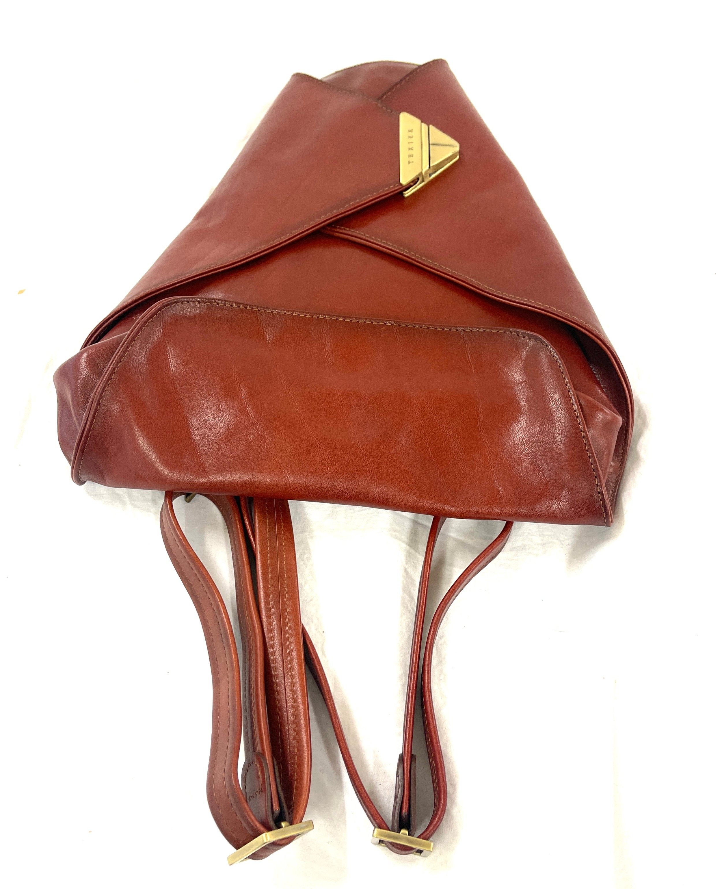 Vintage ladies leather Texier backpack