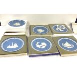 Selection boxed vintage Wedgwood Jasperware Christmas collector plates to include 1974,1972,1987,