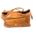Vintage mens leather holdall, zip in need of repair, length 22 inches, Height 11 inchesDepth 14