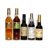 Assorted Sherry, to include Bodegas El Maestro Sierra, one half bottle and four others