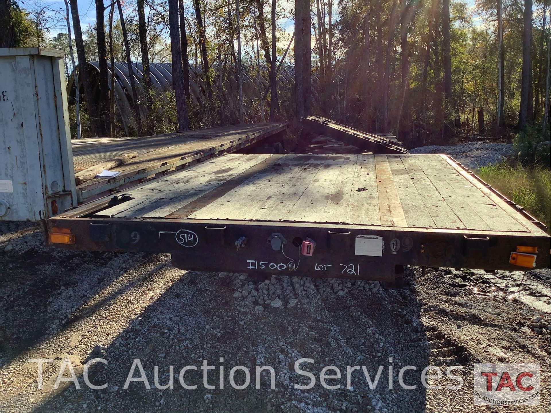 2001 Transcraft DTL2000 Step Deck Trailer - Image 2 of 9