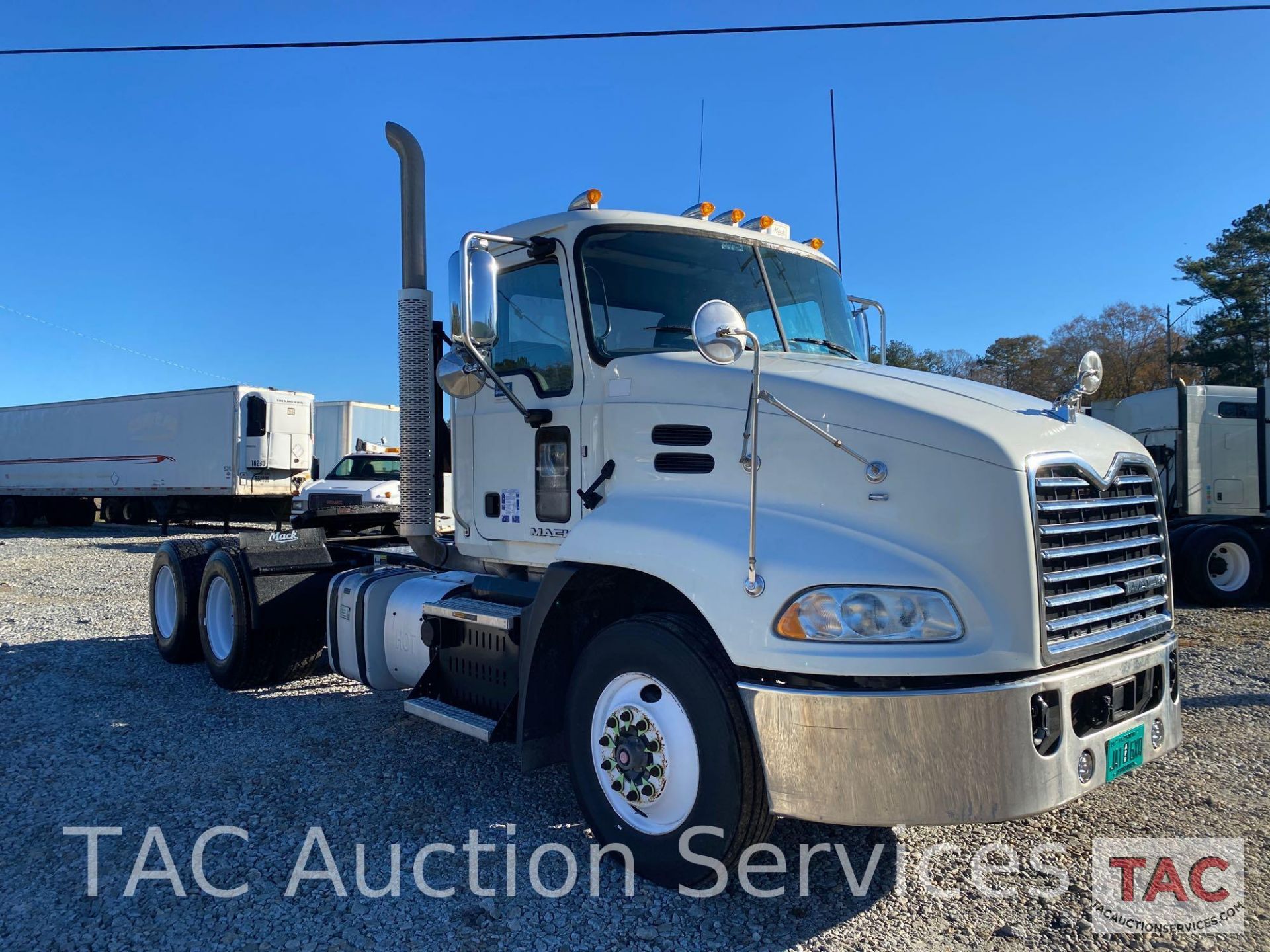 2016 Mack CXU613 - Image 3 of 62