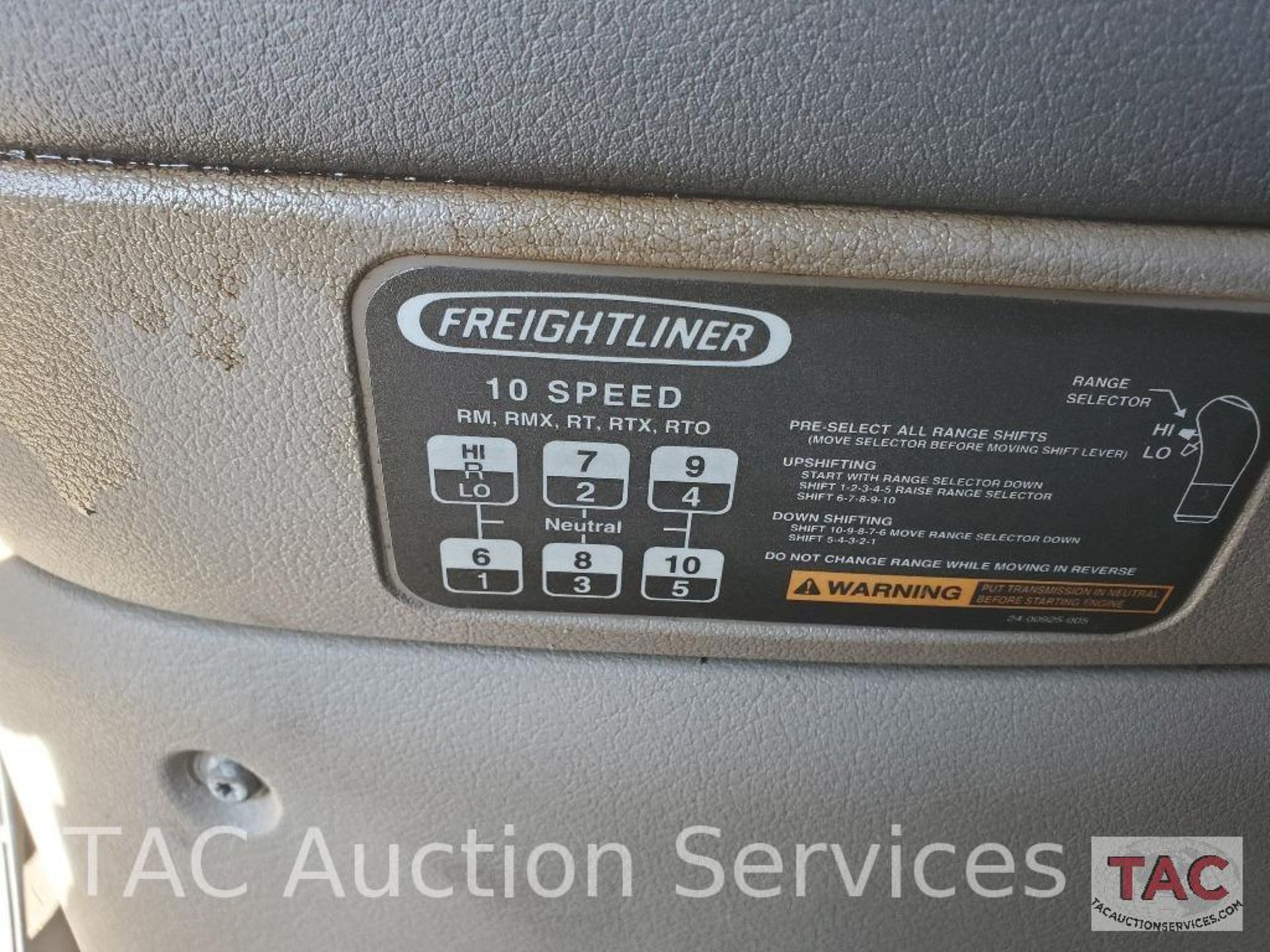 2012 Freightliner Cascadia - Image 33 of 80