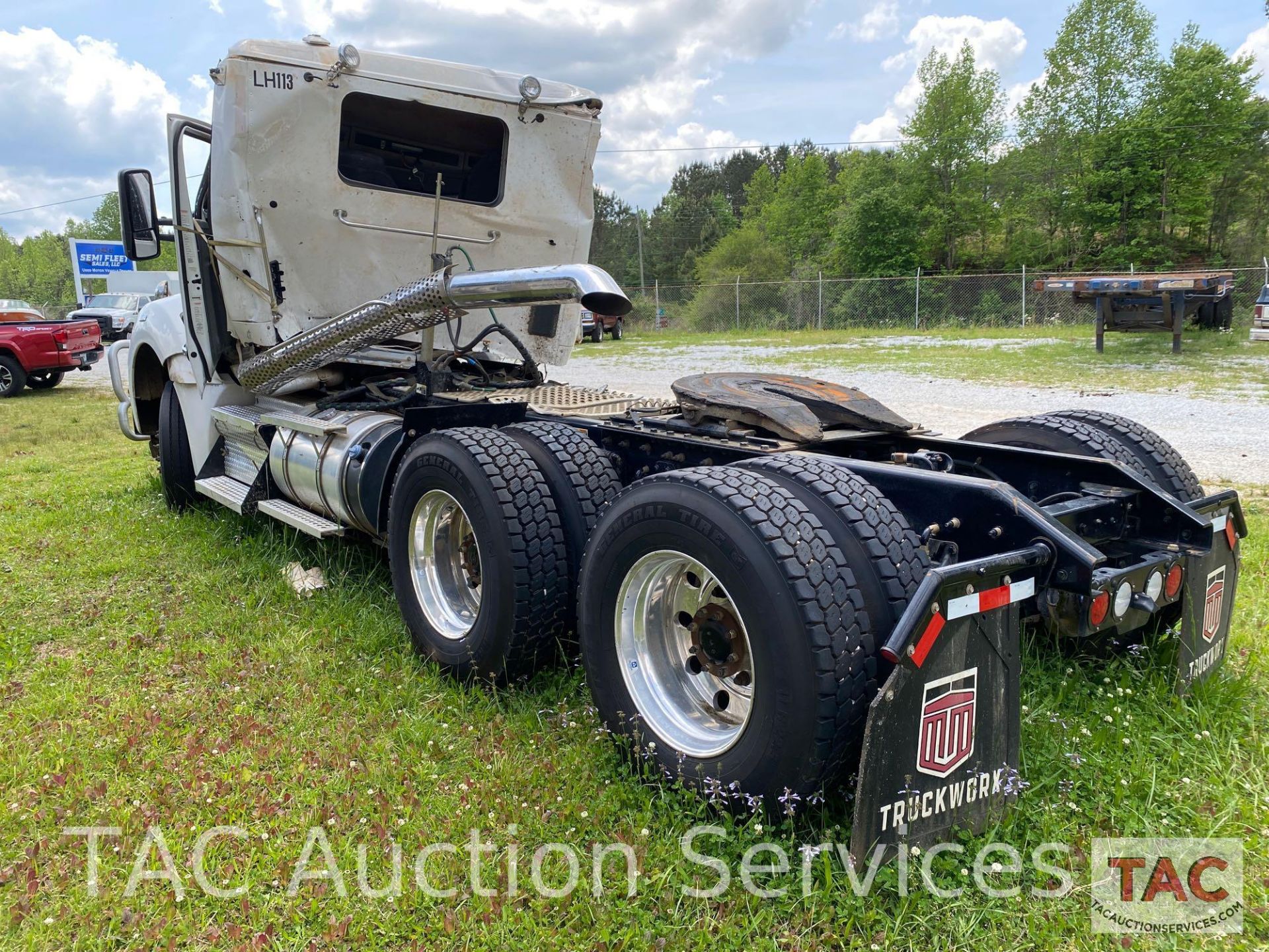 2020 Kenworth T880 - Image 7 of 59