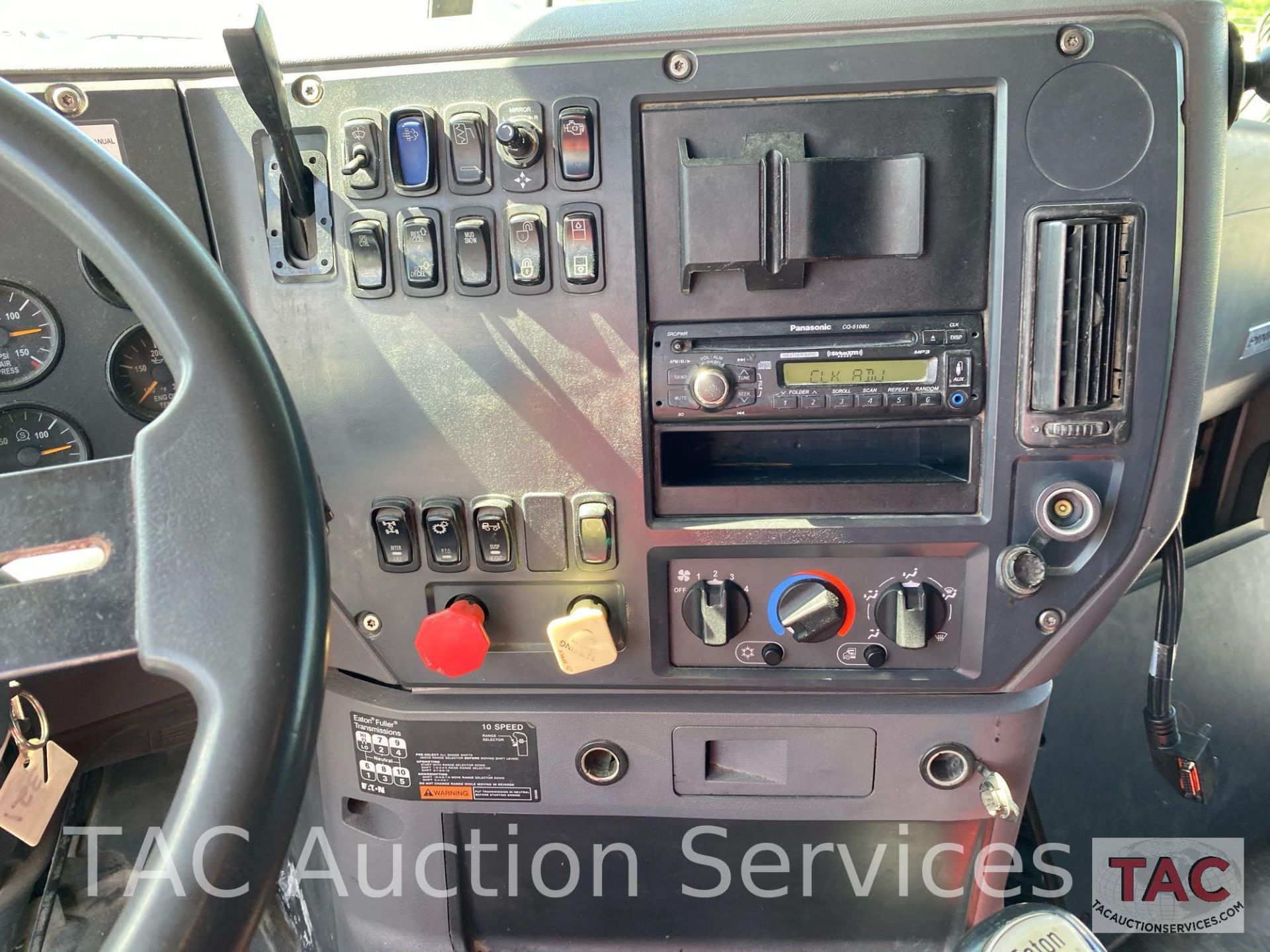 2012 Mack CXU613 - Image 14 of 58