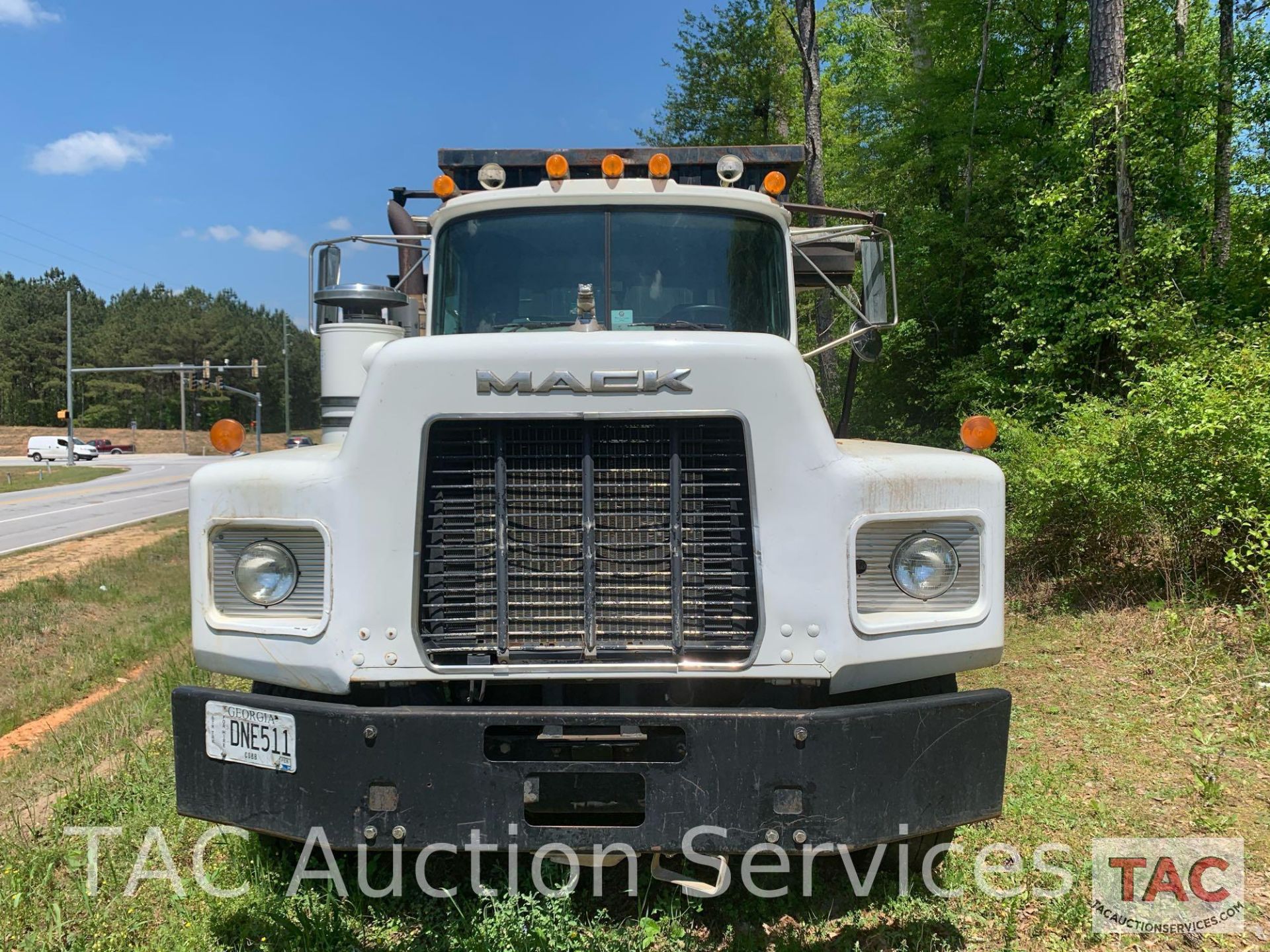 2000 Mack RB688S Roll-Off Truck - Image 7 of 73