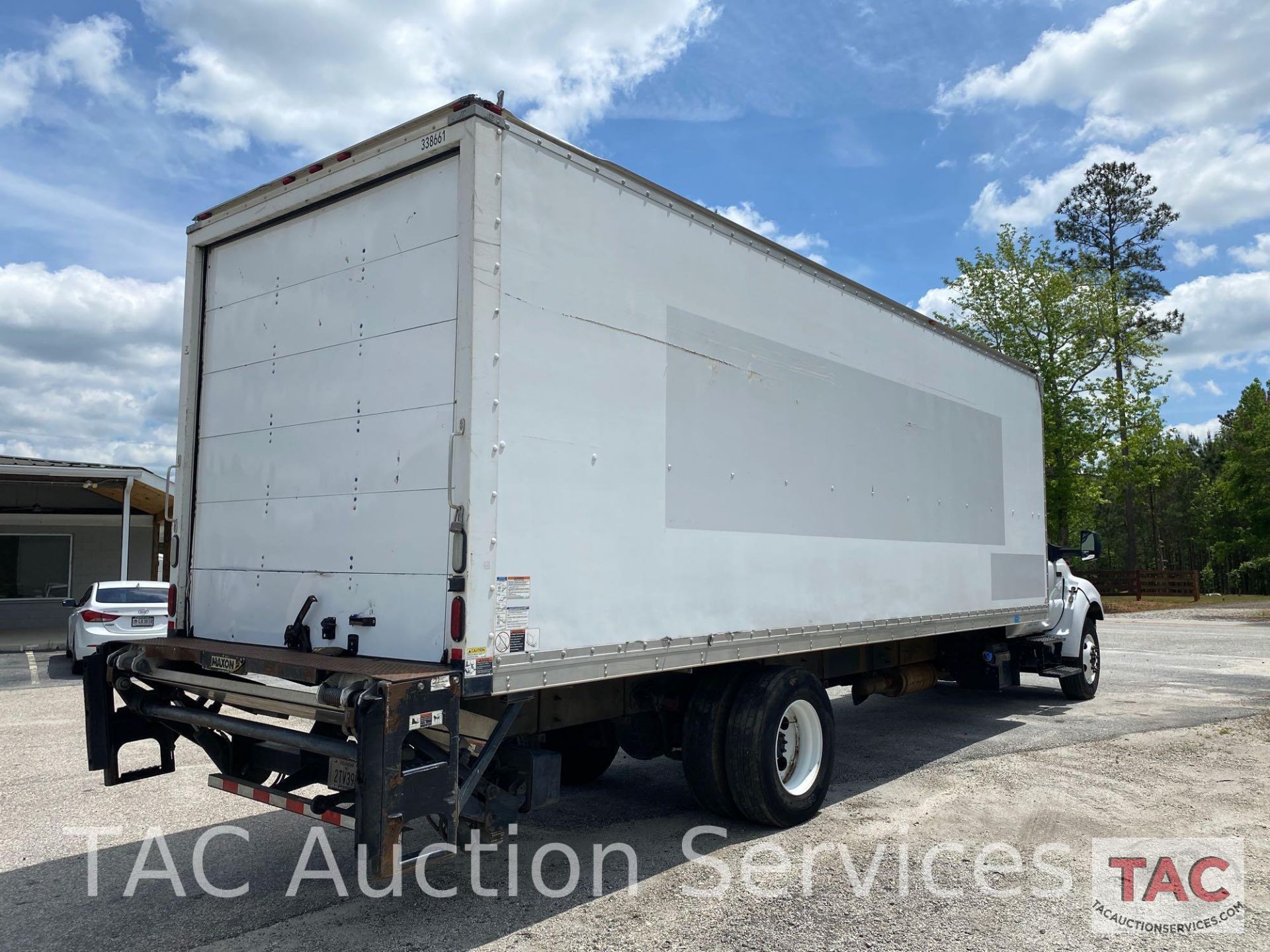 2013 Ford F-750 Box Truck - Image 5 of 47