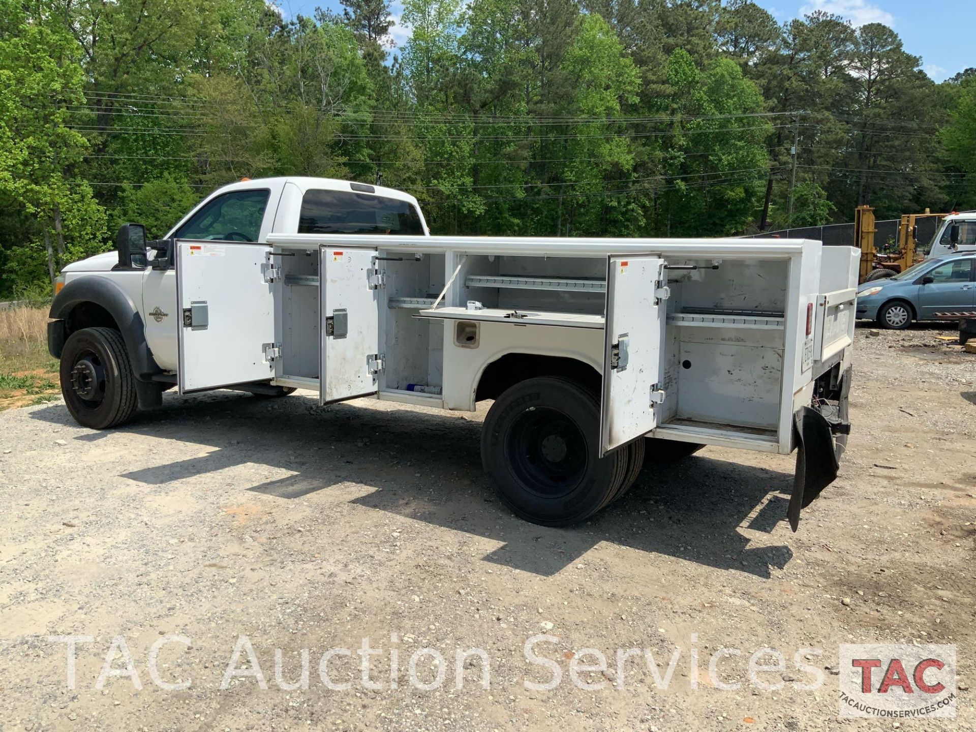 2015 Ford F - 550 Service Truck - Image 12 of 33