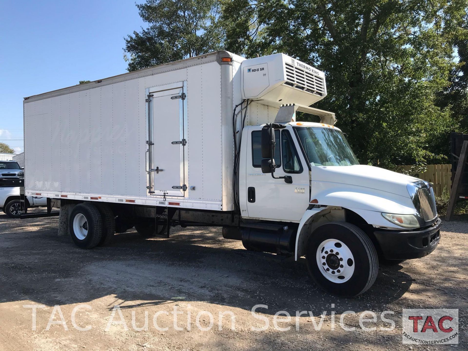 2006 International 4400 Reefer Truck - Image 3 of 55