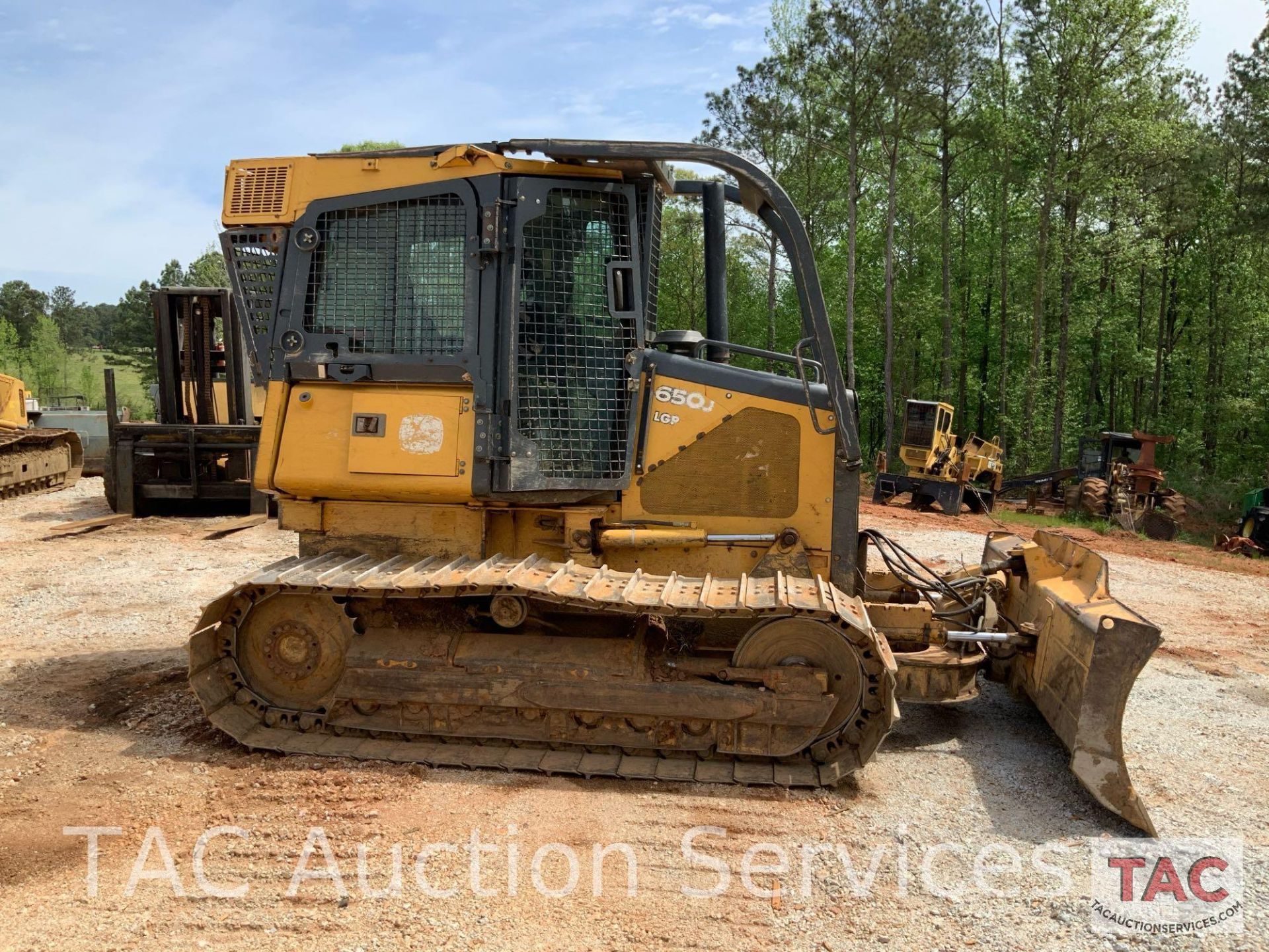 John Deere JD650J Dozer - Image 7 of 30