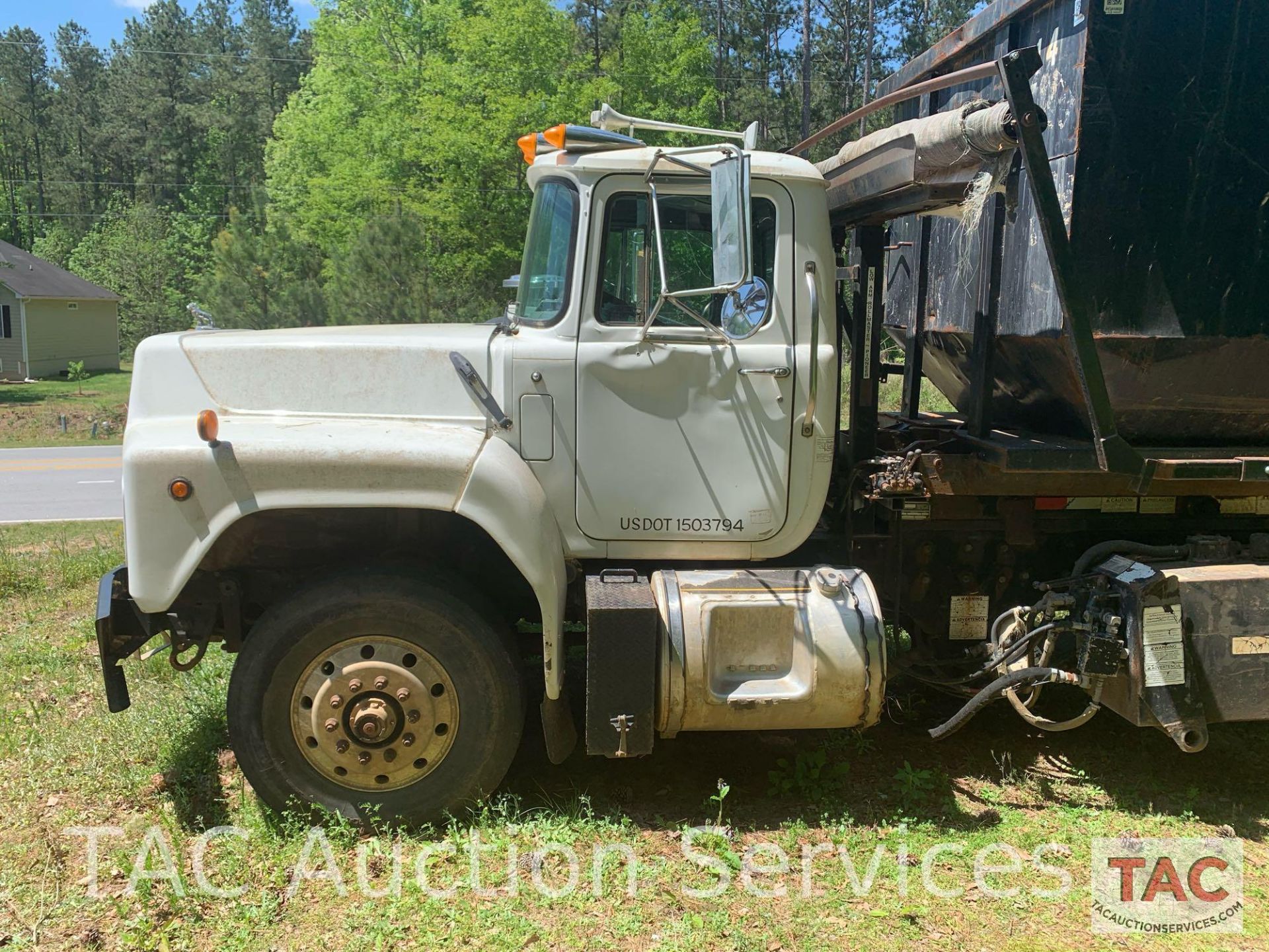 2000 Mack RB688S Roll-Off Truck - Image 2 of 73