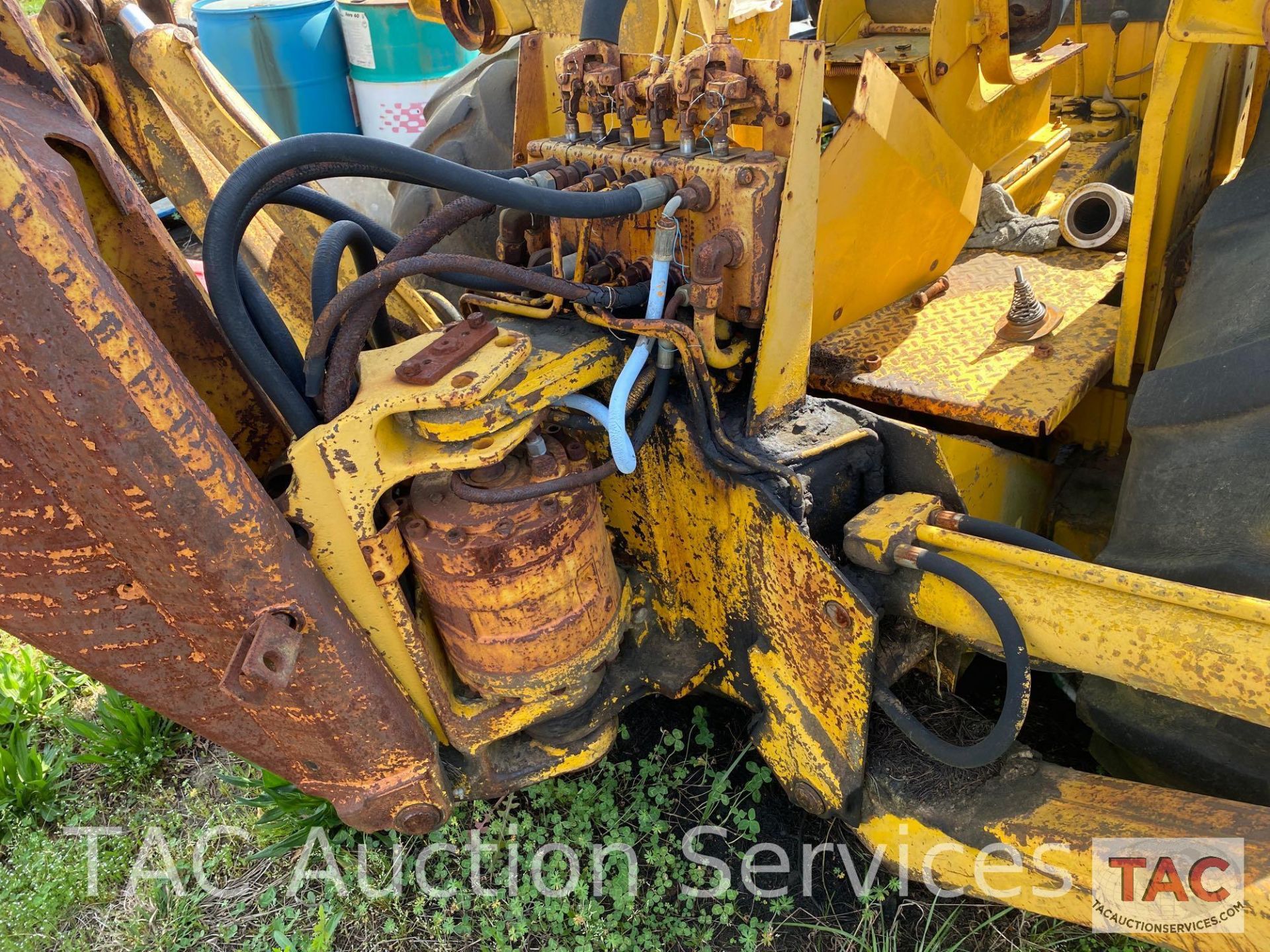 Massey Ferguson 50C Loader Backhoe - Image 23 of 45