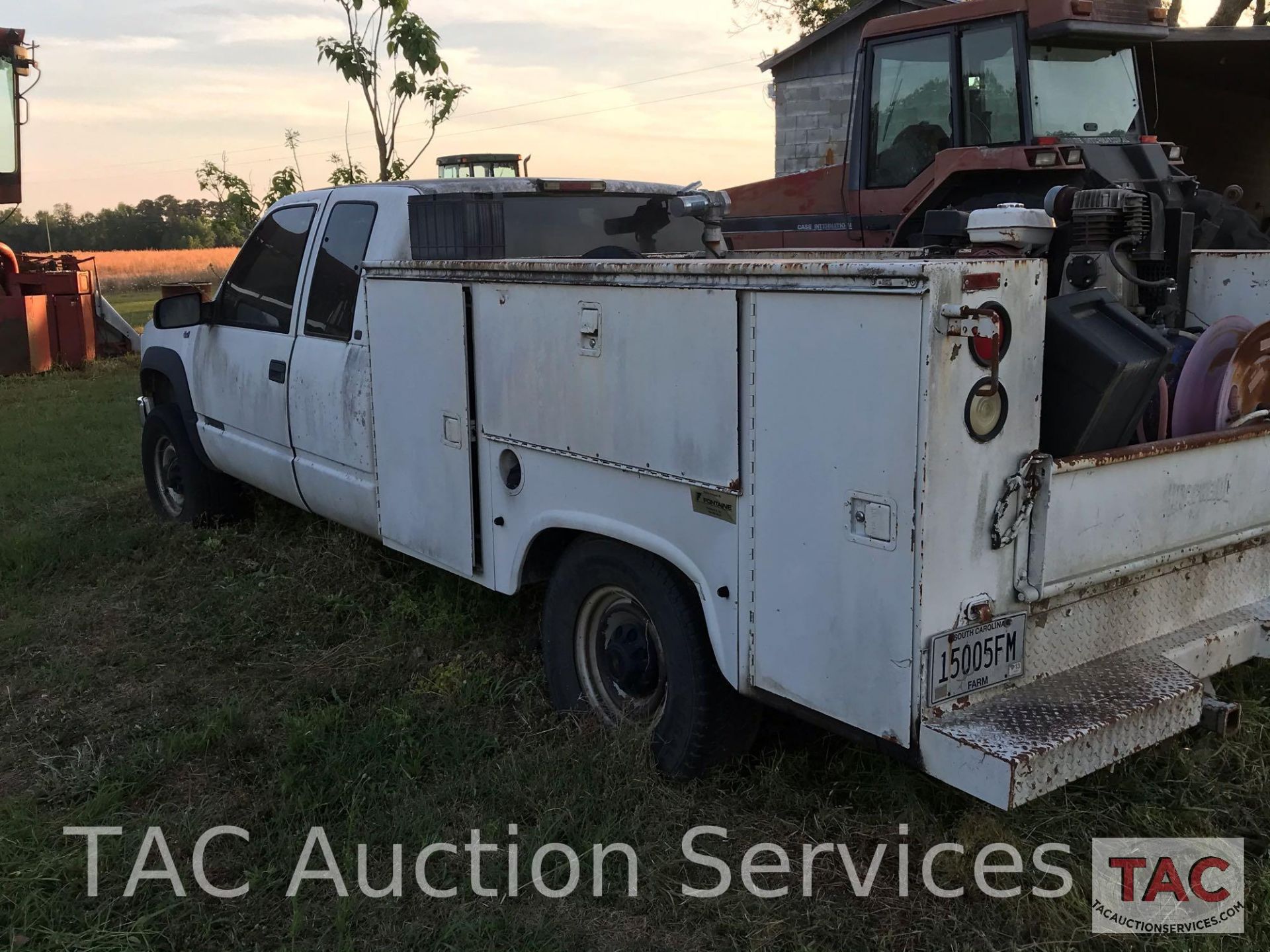 1998 Chevrolet 2500 Service Truck - Image 6 of 18