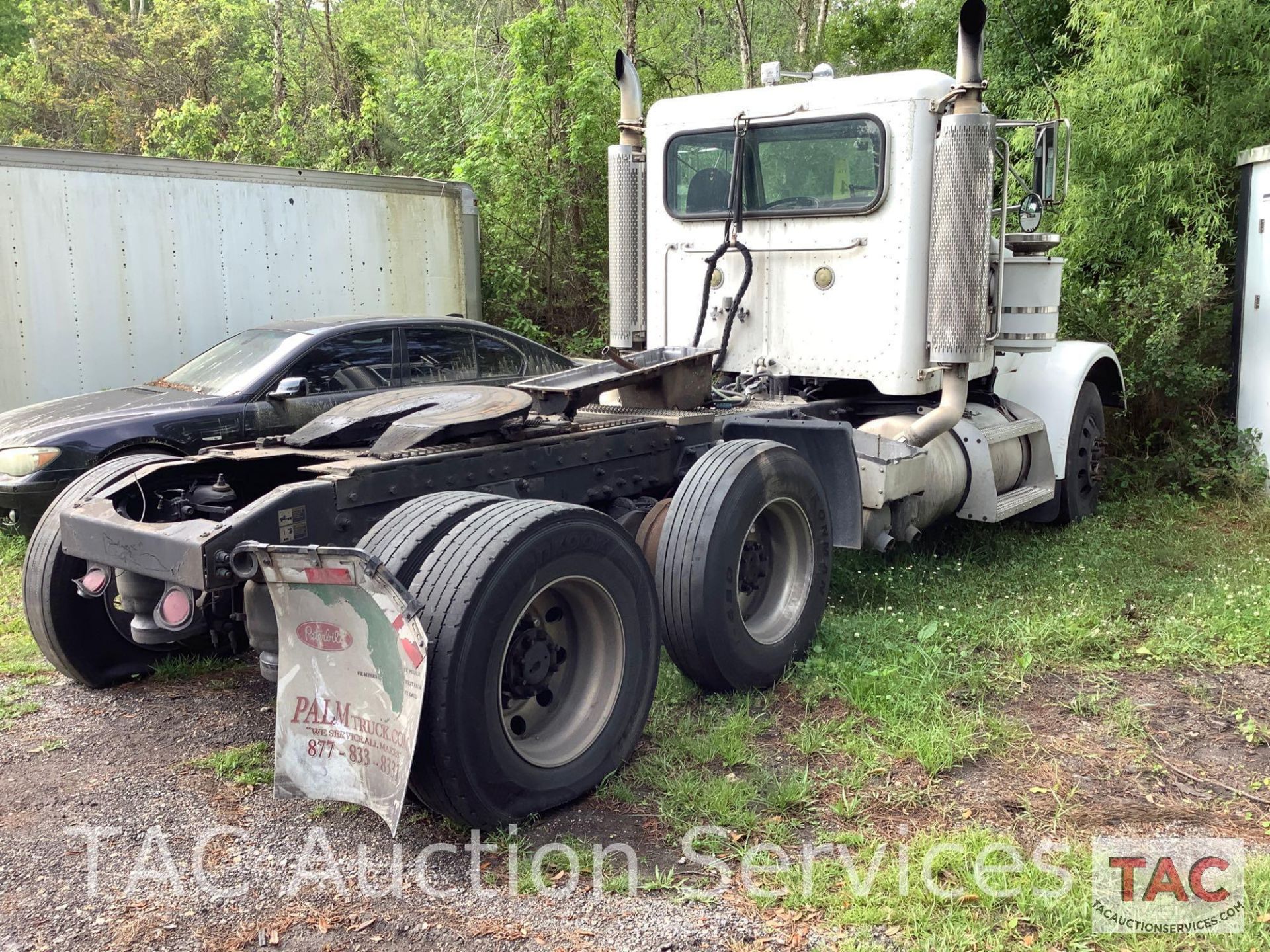 2004 Peterbilt 378 - Image 3 of 43