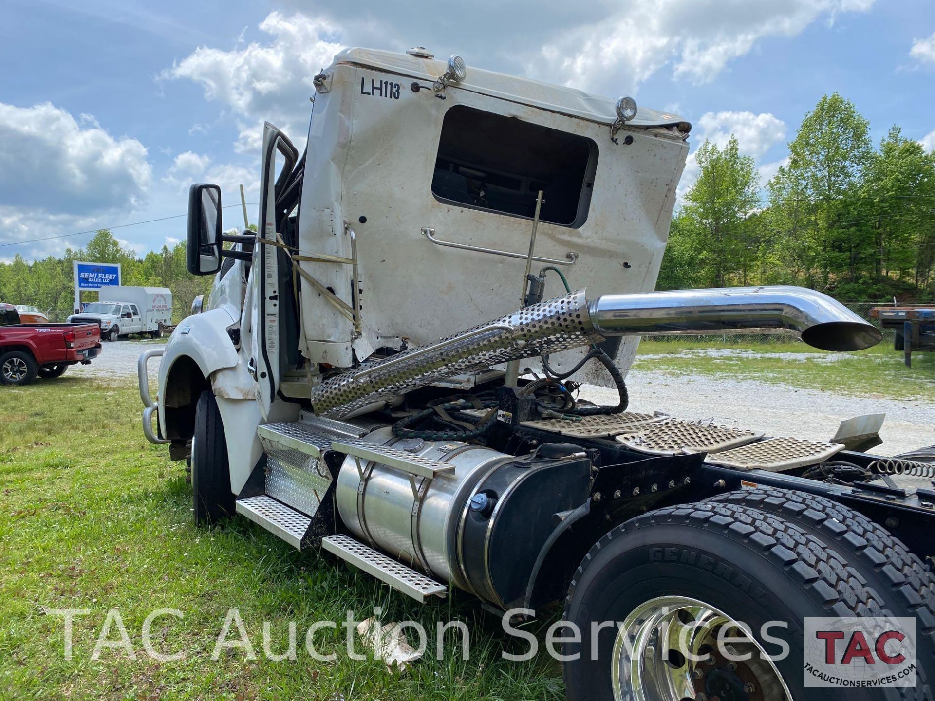 2020 Kenworth T880 - Image 8 of 59