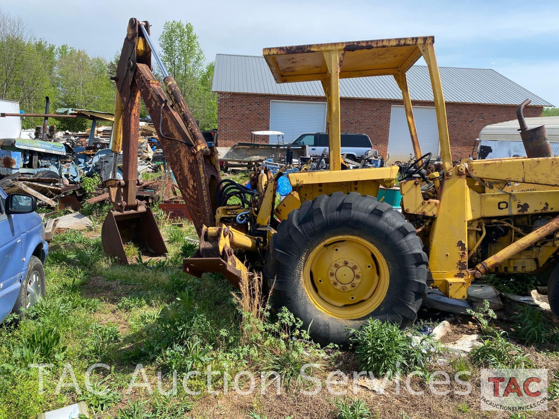 Massey Ferguson 50C Loader Backhoe - Image 3 of 45