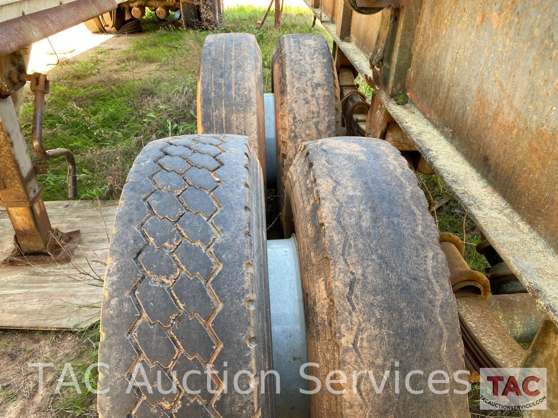 Logging Trailer - Image 18 of 19