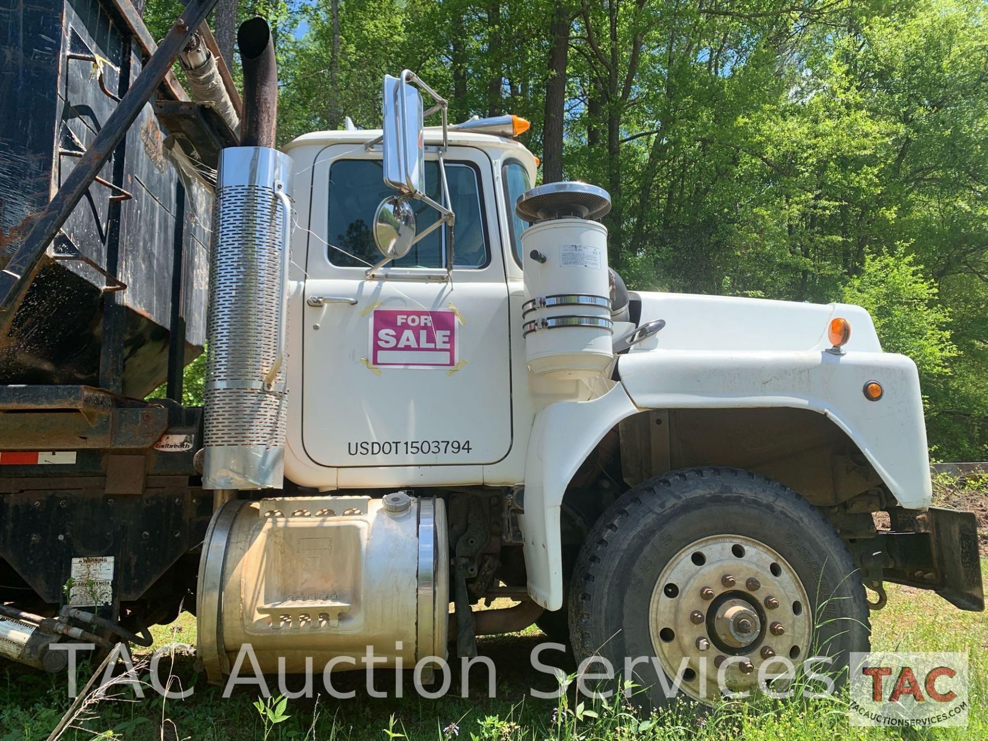 2000 Mack RB688S Roll-Off Truck - Image 4 of 73