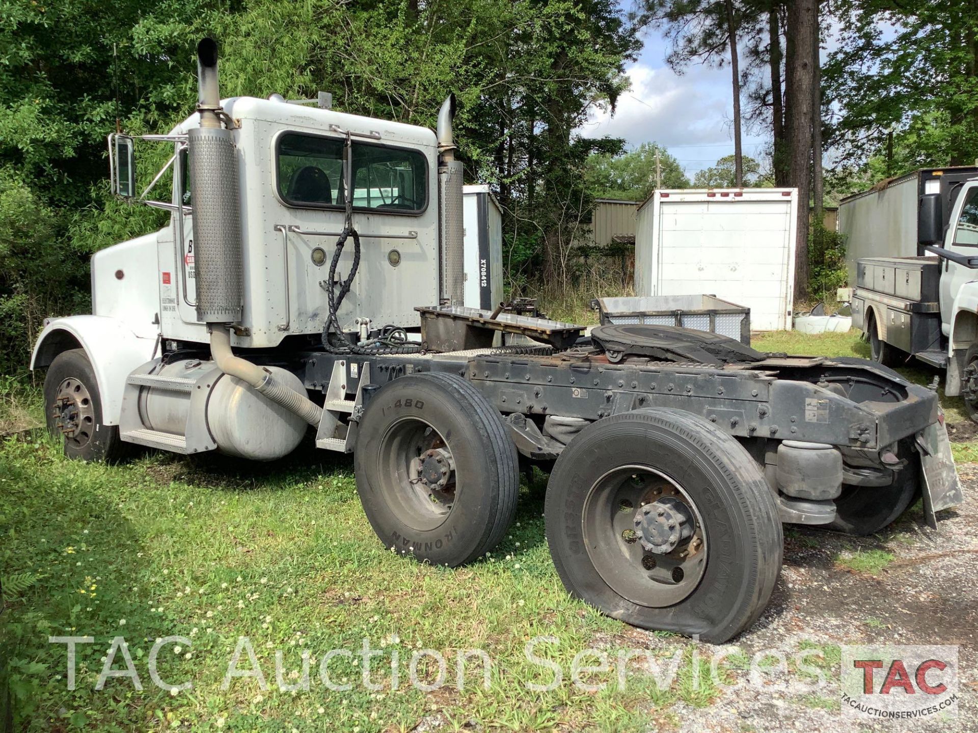 2004 Peterbilt 378 - Image 5 of 43