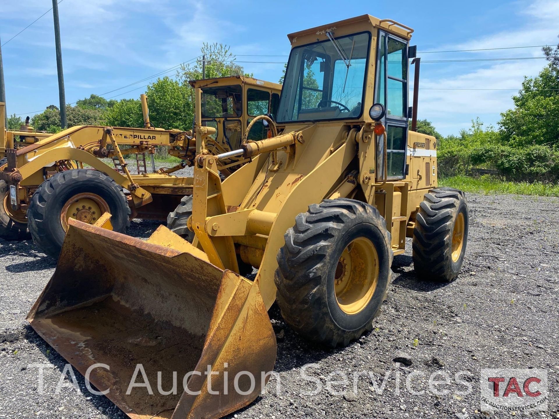 International Harvester 510B Loader