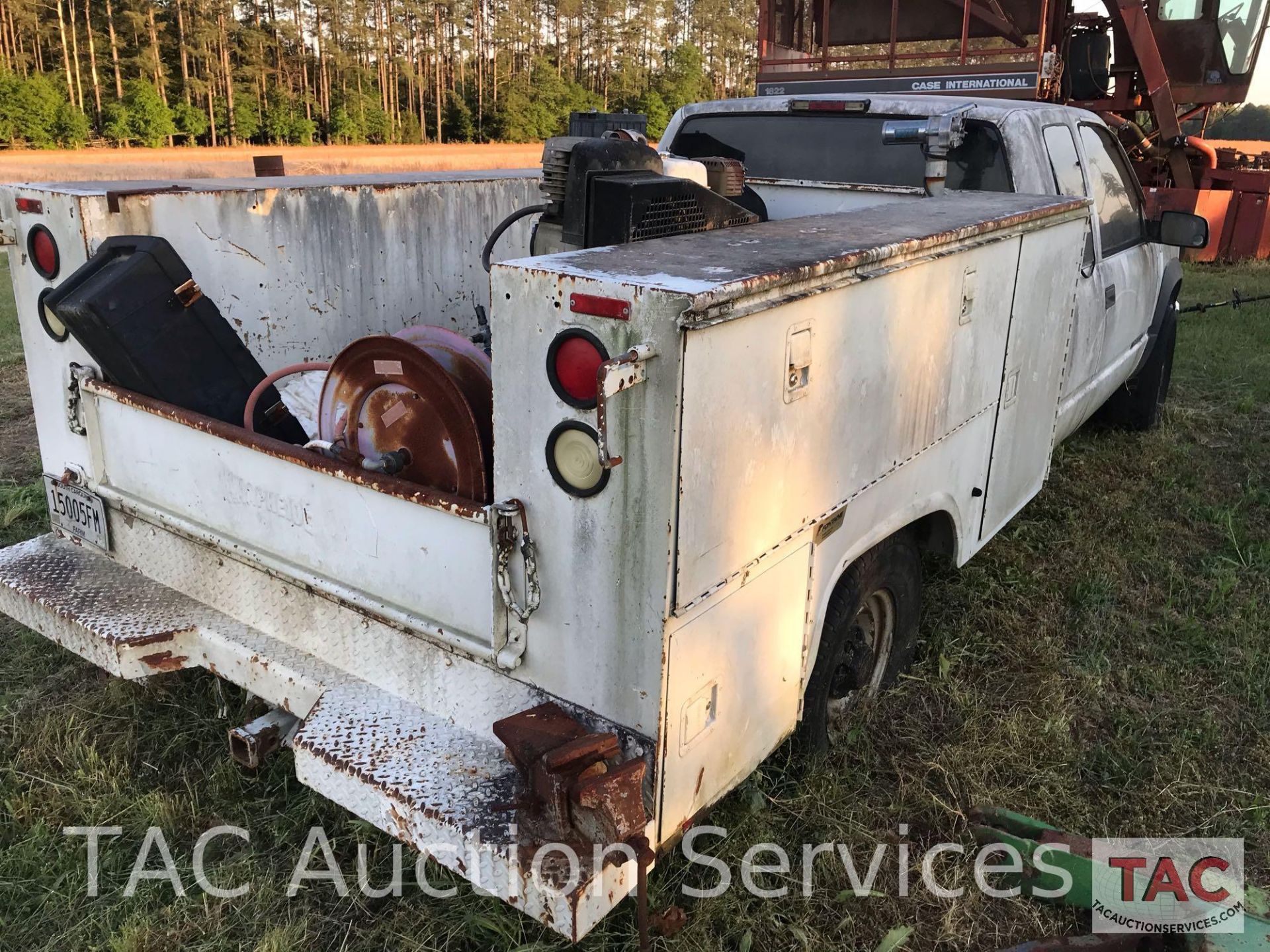 1998 Chevrolet 2500 Service Truck - Image 5 of 18