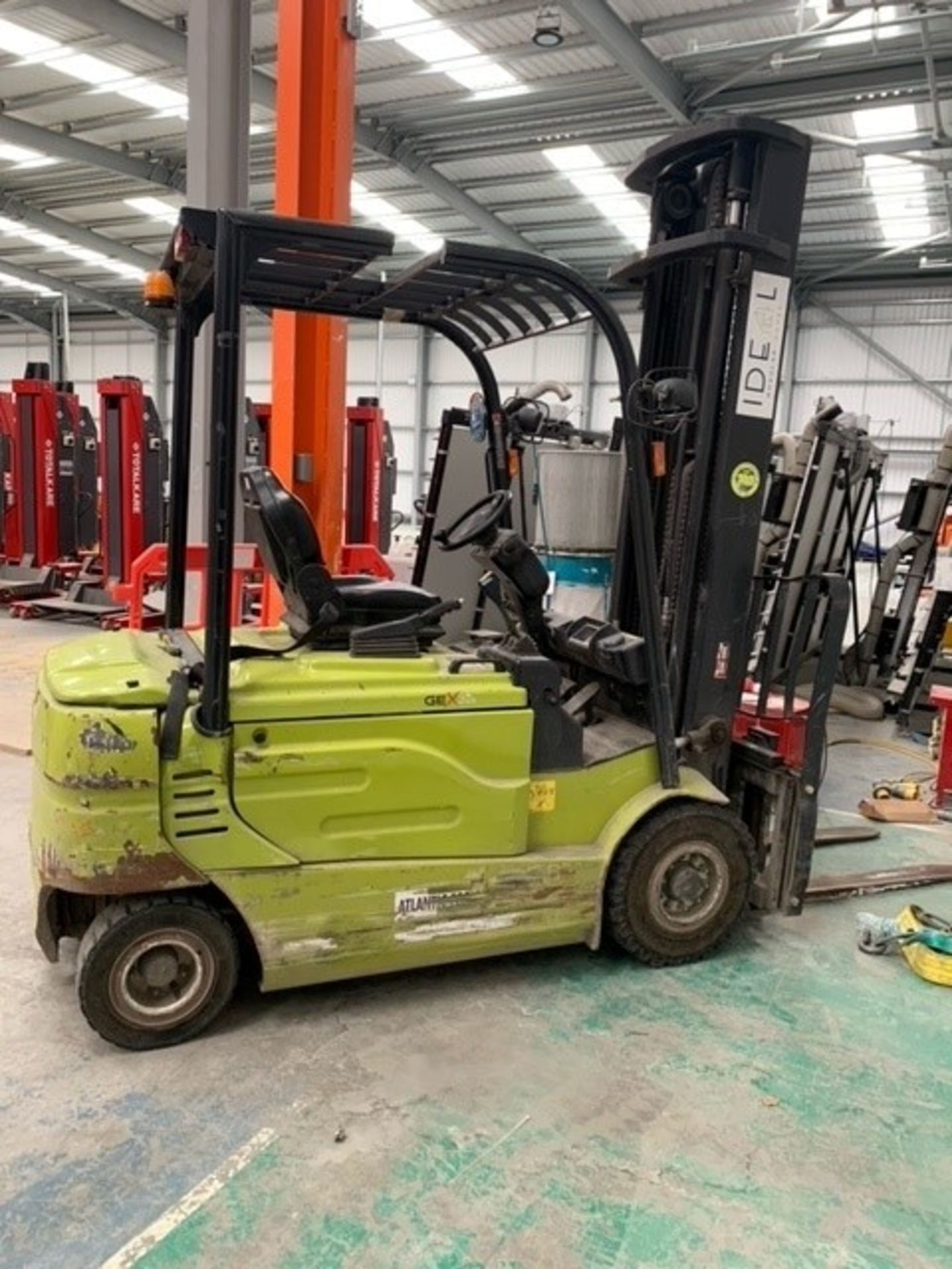 Clark GEX30S 3,000kg Battery Forklift Truck (2018) - Image 2 of 7