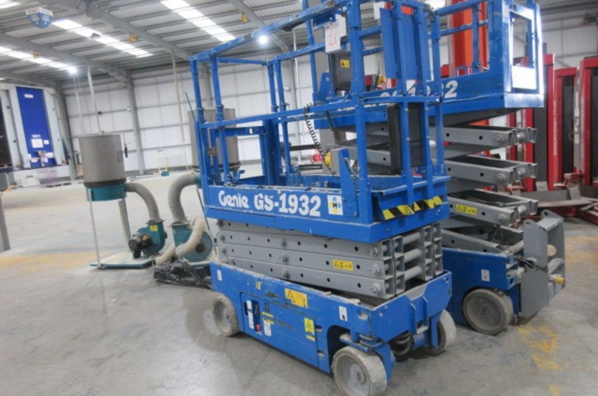 Genie GS1932 scissor lift - Image 2 of 5