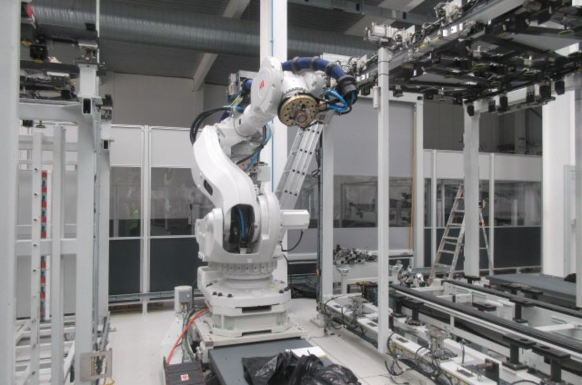 ABB IRB7600-104982 325KG payload 6 axis robot arm (2019)