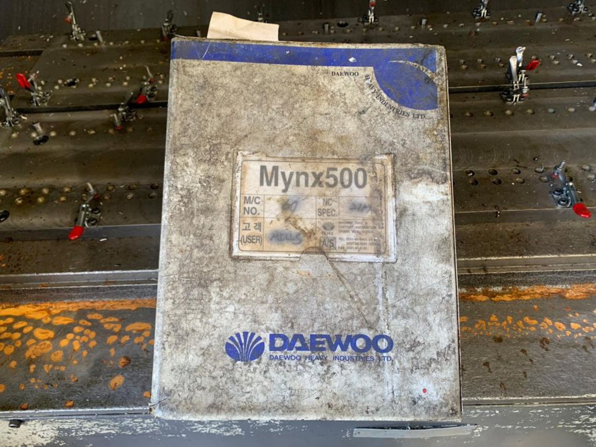 Daewoo Mynx-500 CNC machining centre (2000) - Image 8 of 8