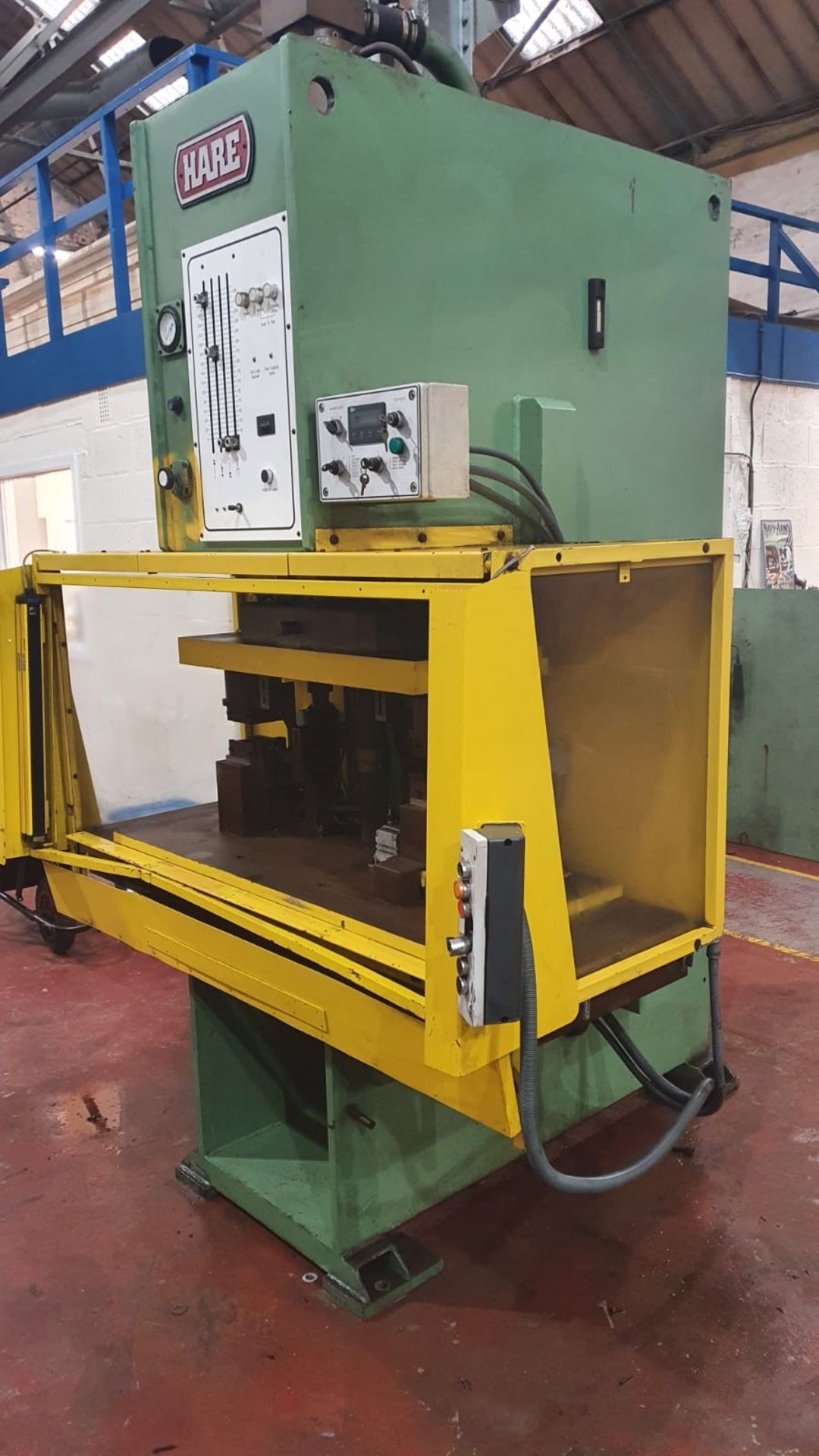 HARE 40 HP Hydraulic Press