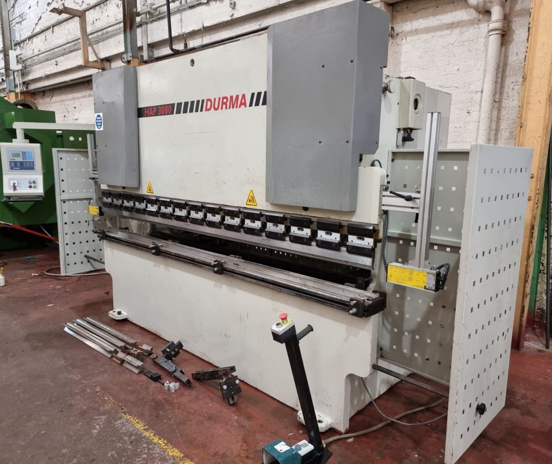 Durma HAP 3080 80 Ton x 3020mm CNC Pressbrake