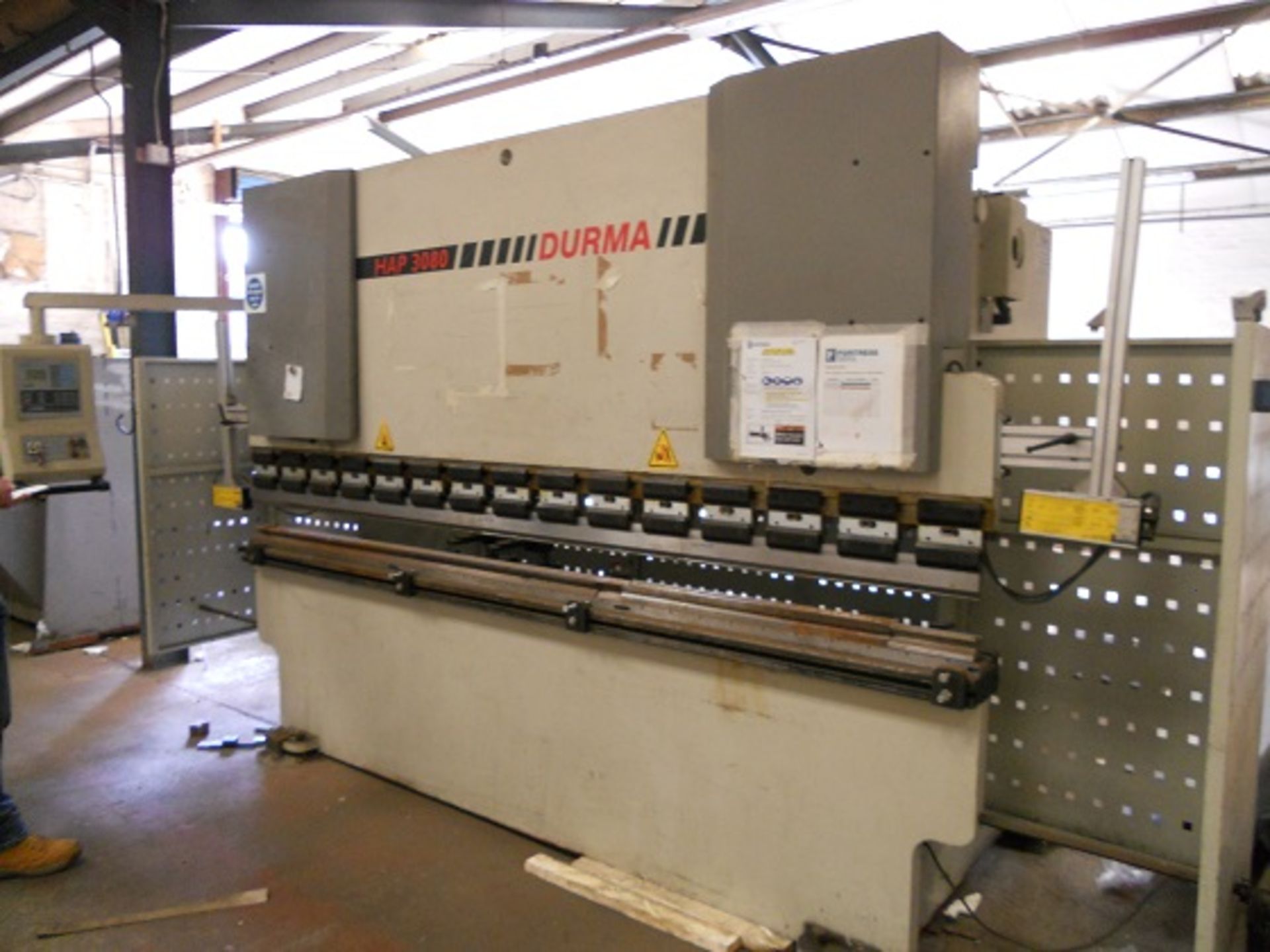 Durma HAP 3080 80 Ton x 3020mm CNC Pressbrake - Image 2 of 13