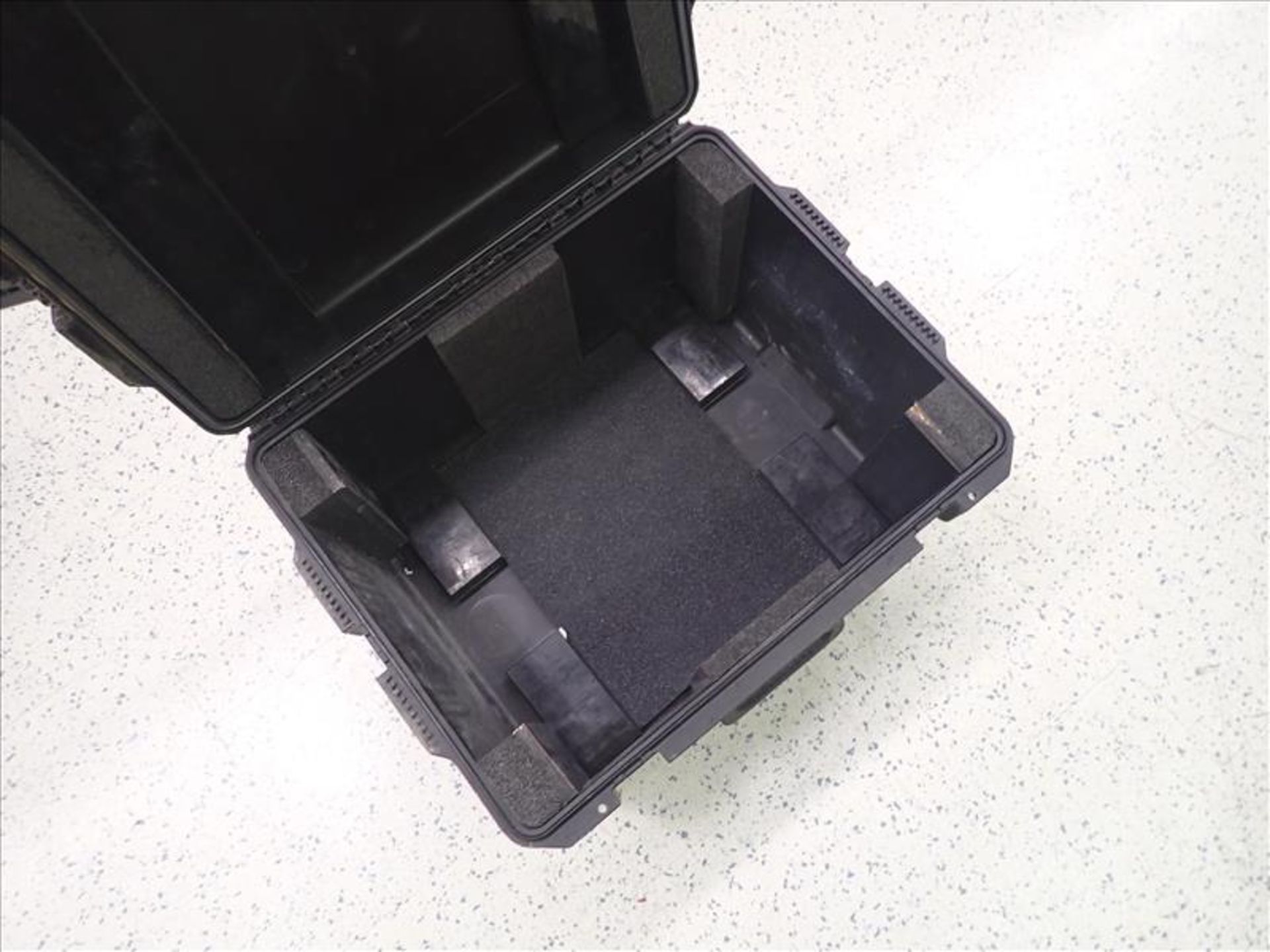 Hardigg Pelican Hard Case, mod. Storm iM2750, approx. 16 in. x 21 in. x 12 in. deep, rolling - Image 3 of 3