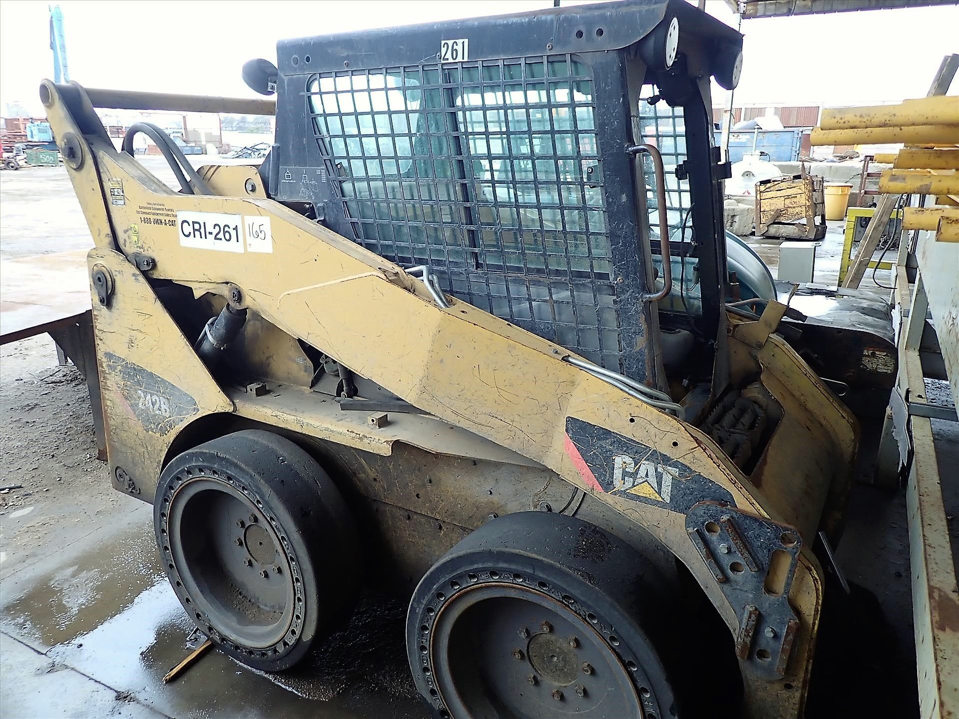 CAT skid steer, mod. 242B2, ROPS, diesel - Image 2 of 3