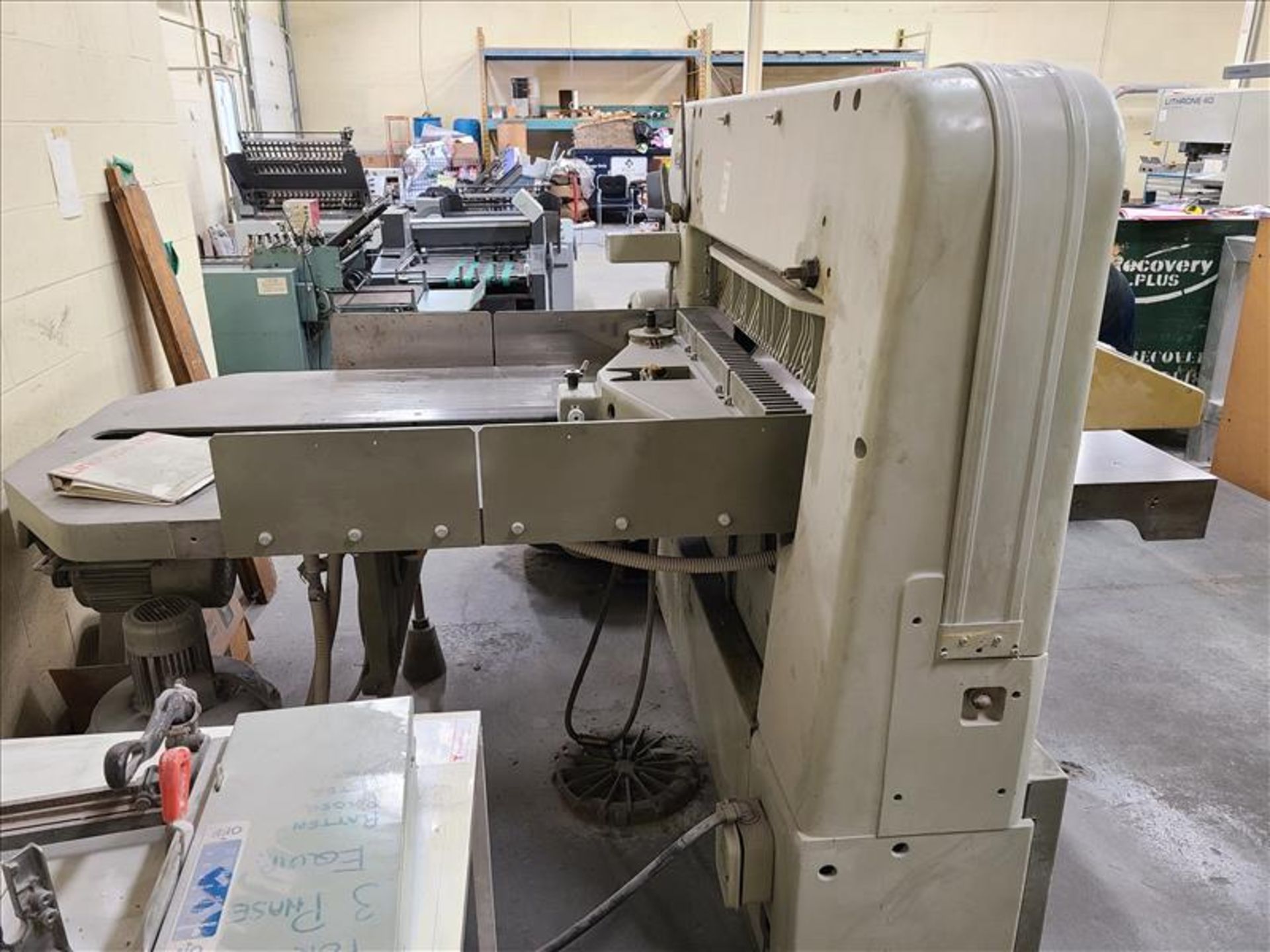 Polar Mohr Guillotine, model 115 EM, S/N. 5531072, w/4' infeed, 220V, 22.7 amps, 3 Phase - Image 2 of 3