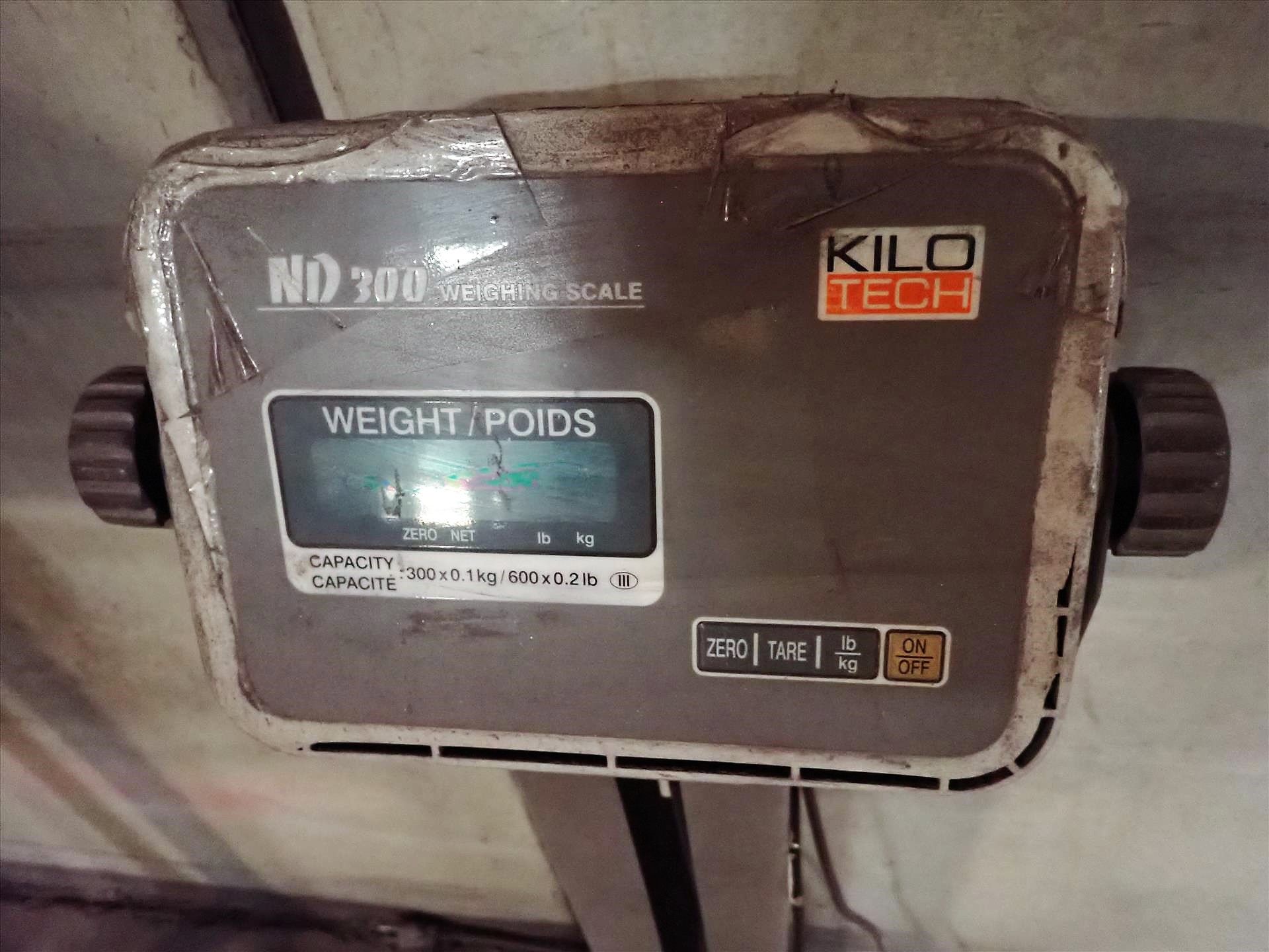 Kilotech digital scale, mod. ND300, 300 lbs. - 0.1 lbs, 18" x 25" platform (may require repair) - Image 2 of 2