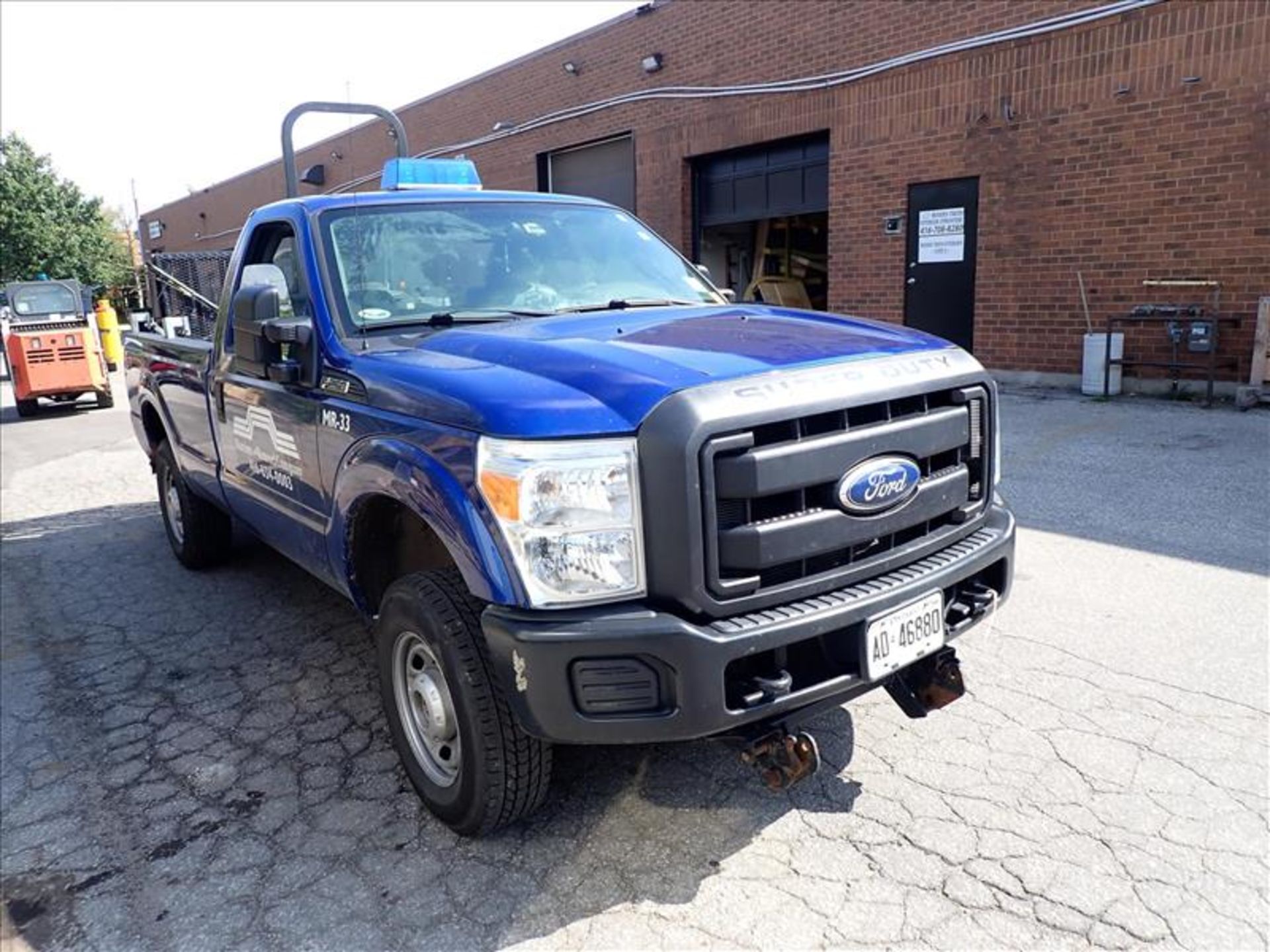 2012 Ford F-250 SD Super Duty XL Pick Up Truck, 83230 km, 6.2L engine, 4WD, automatic transmission - Image 3 of 11