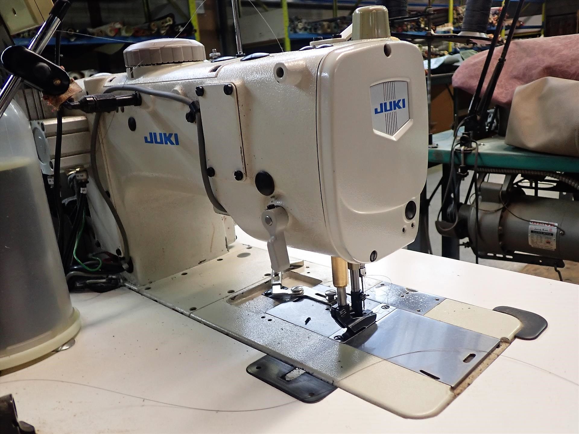 Juki industrial sewing machine, mod. LU-2210N-7, S/N 3L8XC05581, programmable 10 in. throat, 1/2 - Image 3 of 7